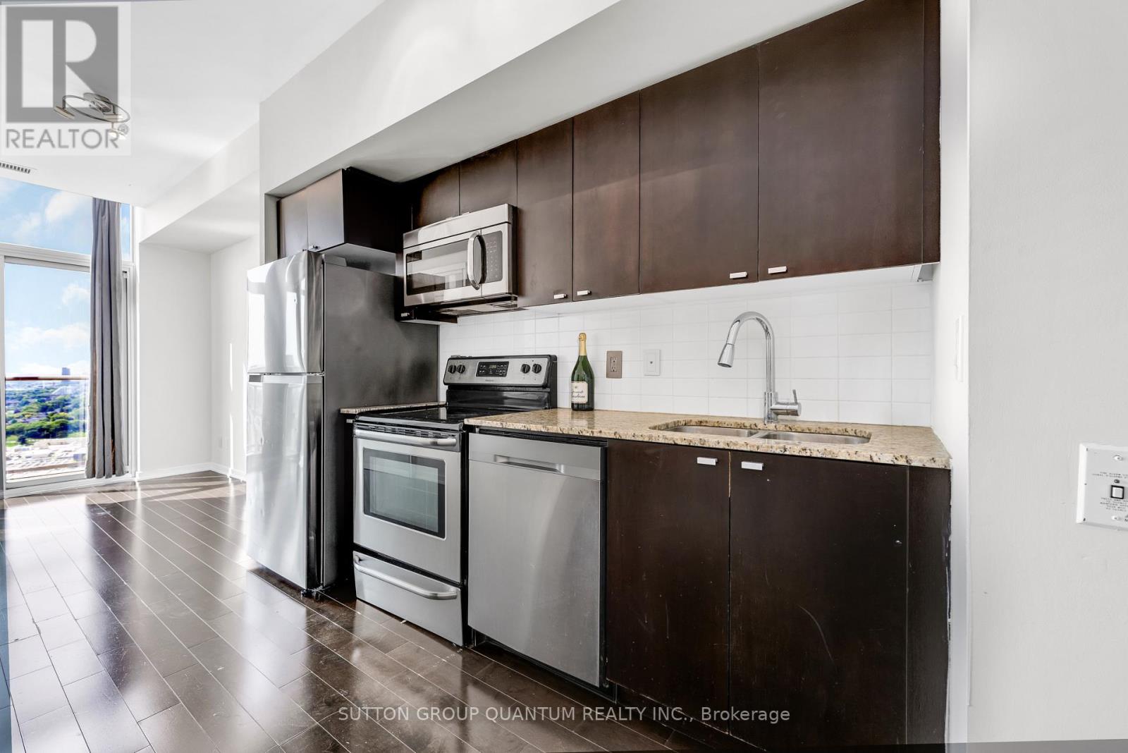 3509 - 105 The Queensway Avenue, Toronto, Ontario  M6S 5B5 - Photo 7 - W12353173