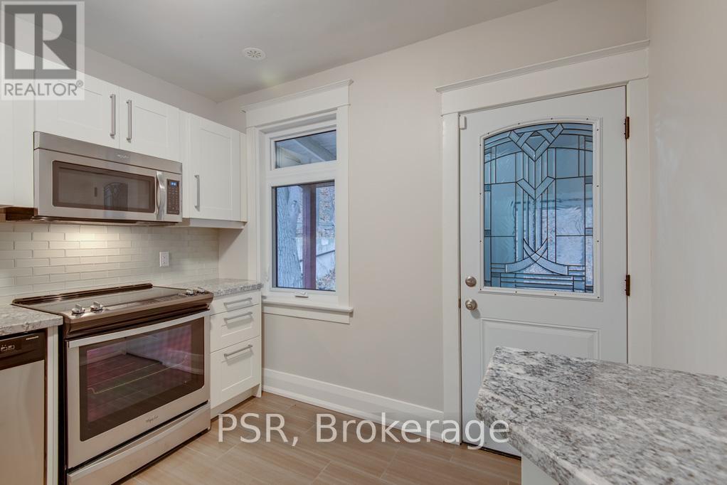 2nd Floor - 109 Neville Park Boulevard, Toronto, Ontario  M4E 3P7 - Photo 11 - E12395857