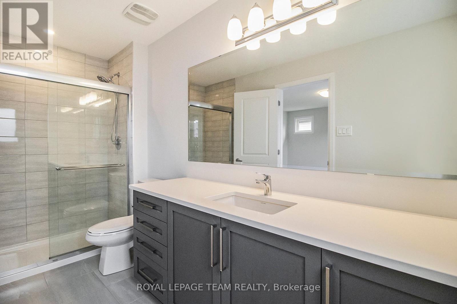 531 Winterset Road, Ottawa, Ontario  K2T 0P4 - Photo 16 - X12396185