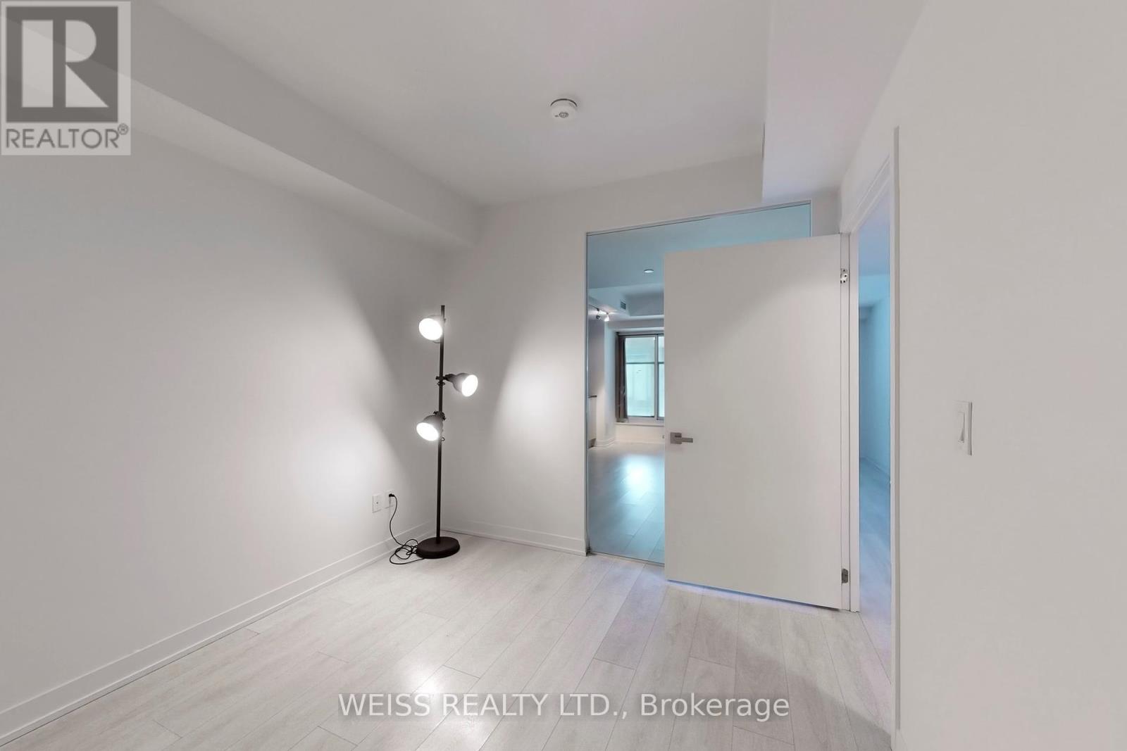 221 - 31 Tippett Road, Toronto, Ontario  M3H 0C8 - Photo 20 - C12396160