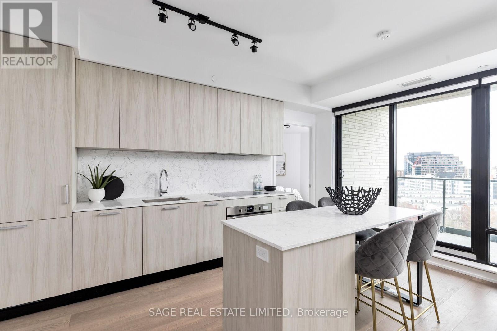 1003 - 200 Sudbury Street, Toronto, Ontario  M6J 1J4 - Photo 10 - C12396181