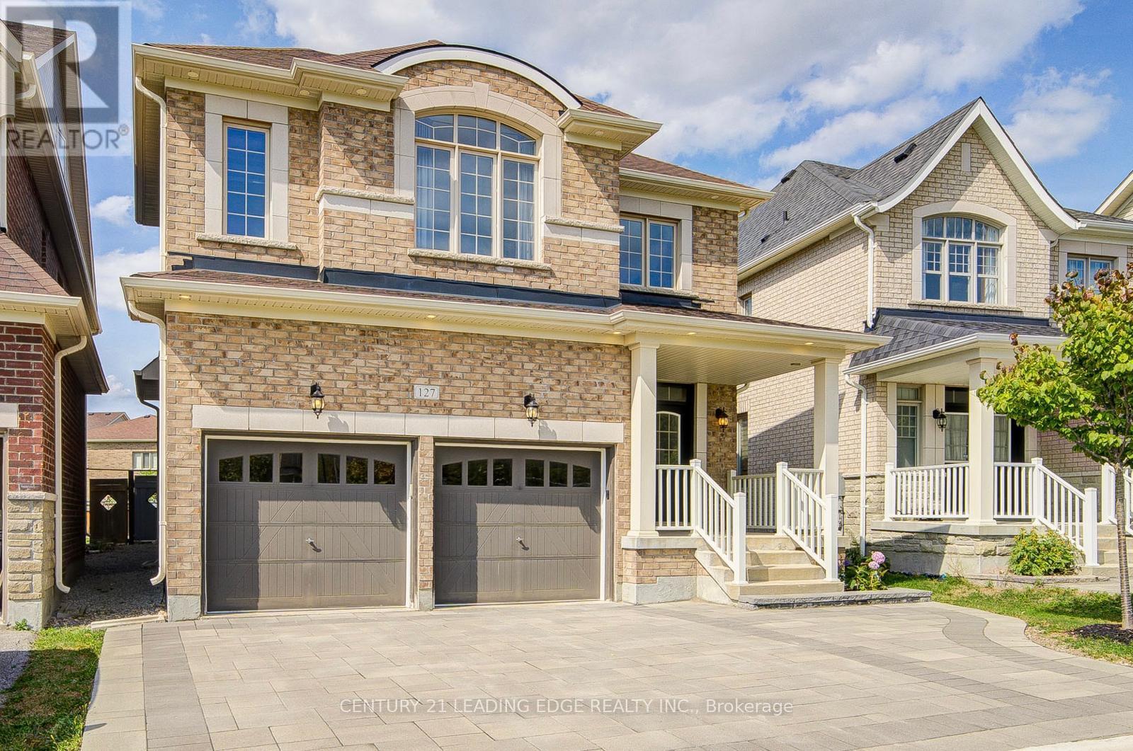 127 WARREN MCBRIDE CRESCENT, Aurora, Ontario