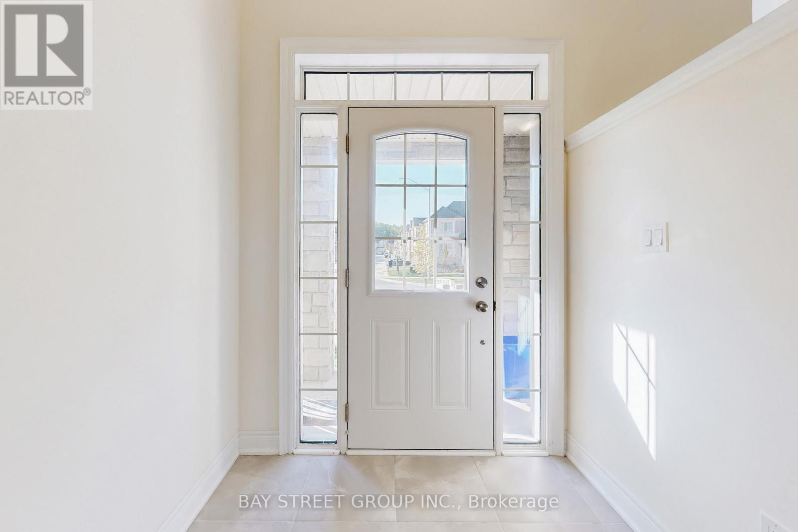 3450 Denison Street, Markham, Ontario  L3S 0E9 - Photo 3 - N12396143