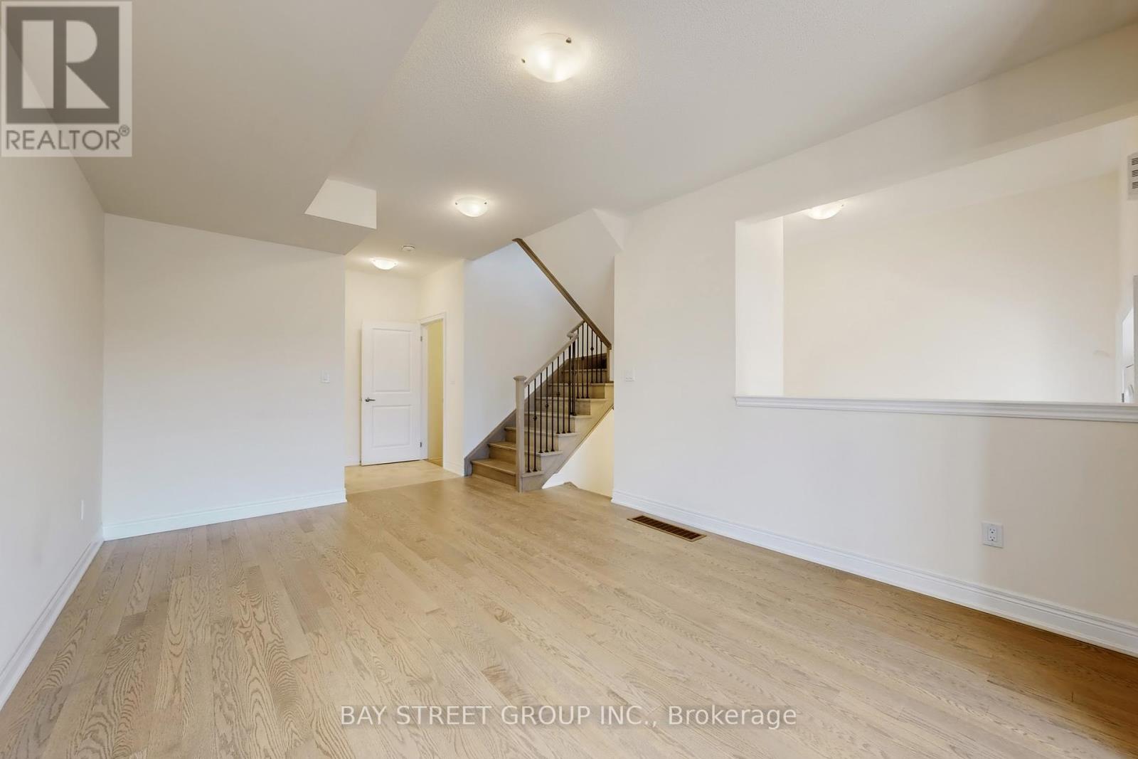 3450 Denison Street, Markham, Ontario  L3S 0E9 - Photo 7 - N12396143