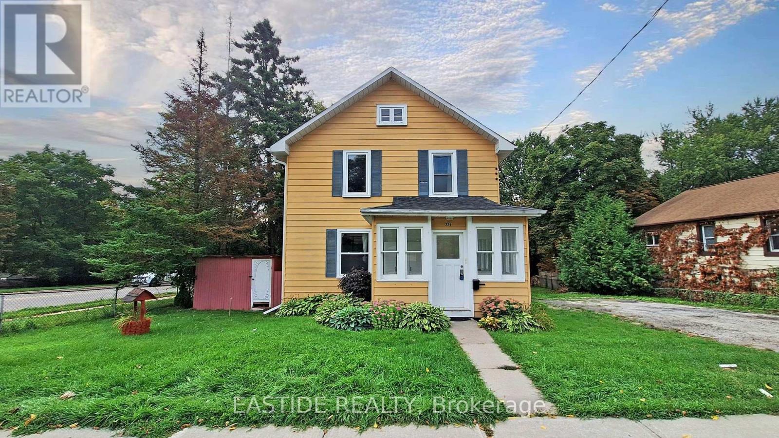 334 ANDREW STREET, Newmarket, Ontario