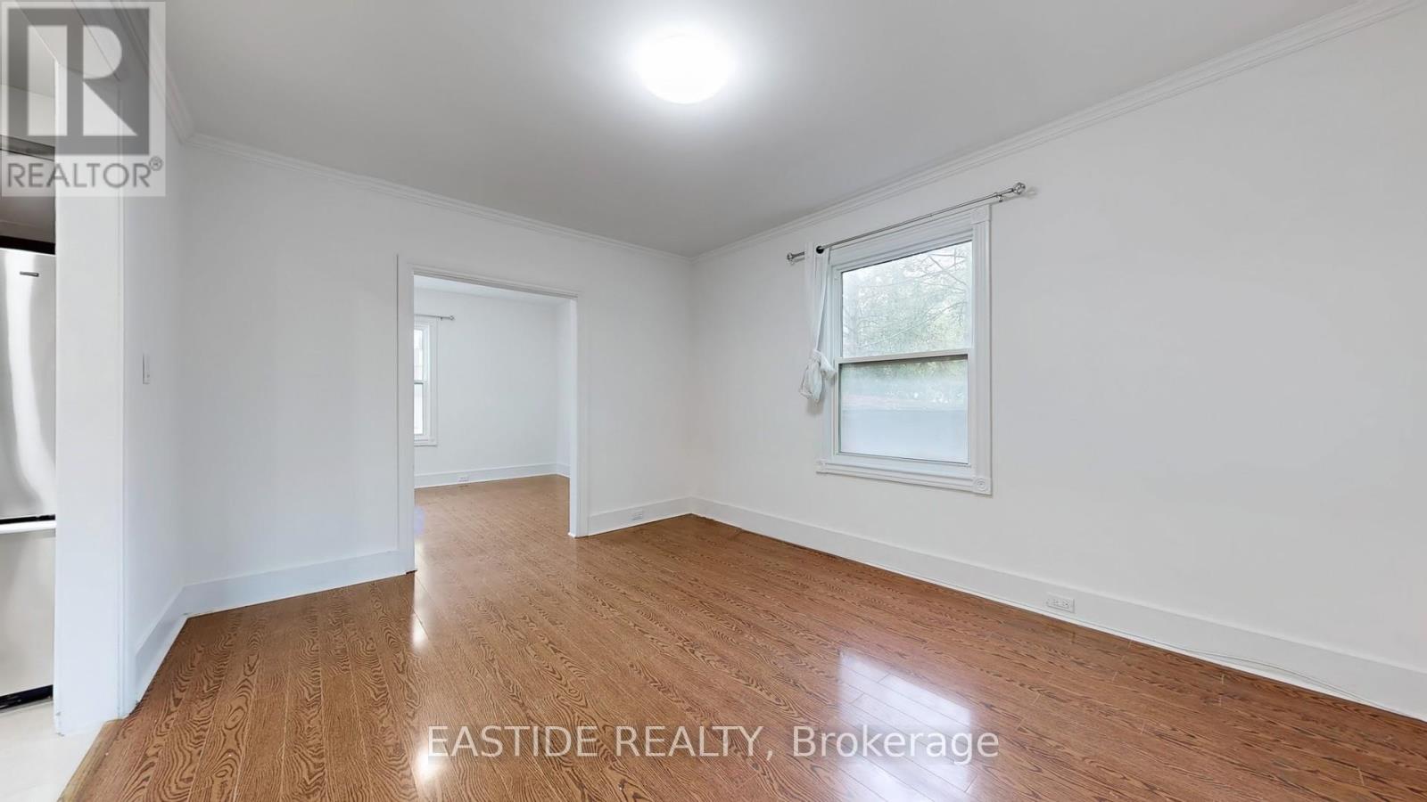 334 Andrew Street, Newmarket, Ontario  L3Y 1H3 - Photo 13 - N12396166