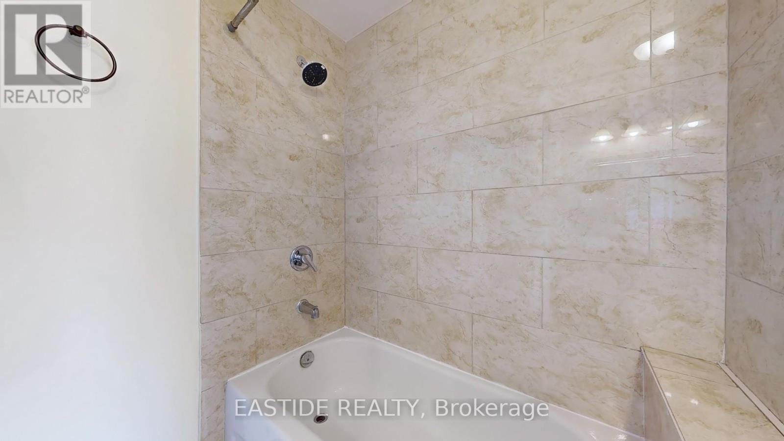 334 Andrew Street, Newmarket, Ontario  L3Y 1H3 - Photo 33 - N12396166