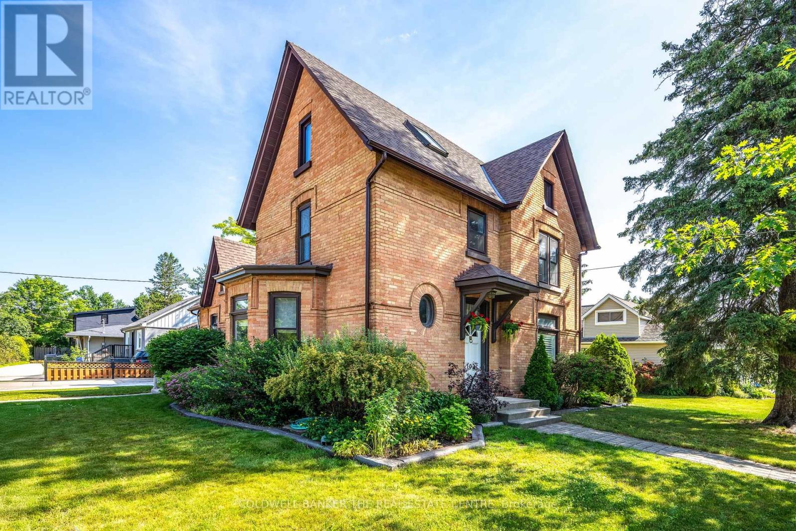 102 WELLINGTON STREET E, New Tecumseth, Ontario
