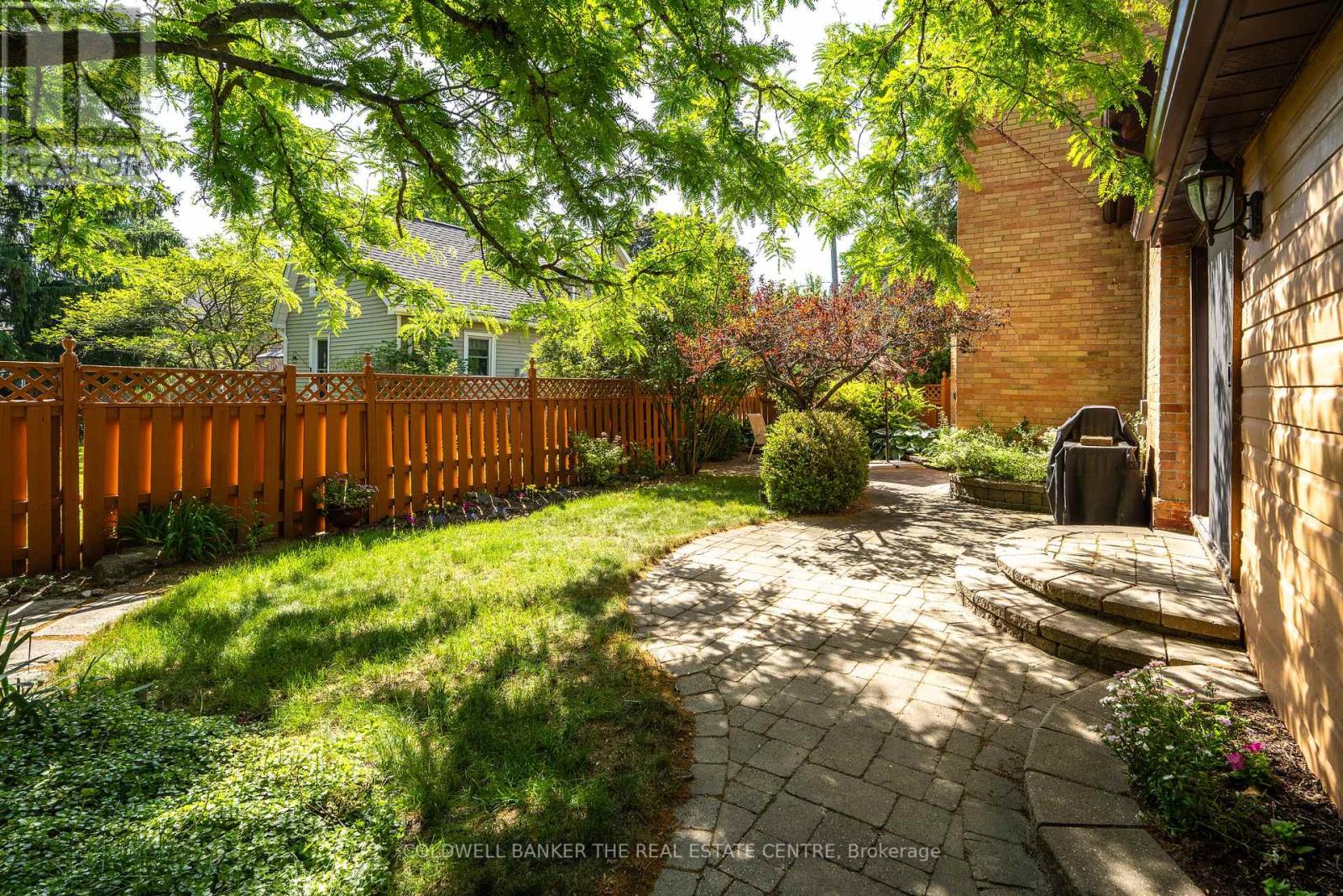 102 Wellington Street E, New Tecumseth, Ontario  L9R 1G7 - Photo 27 - N12396190
