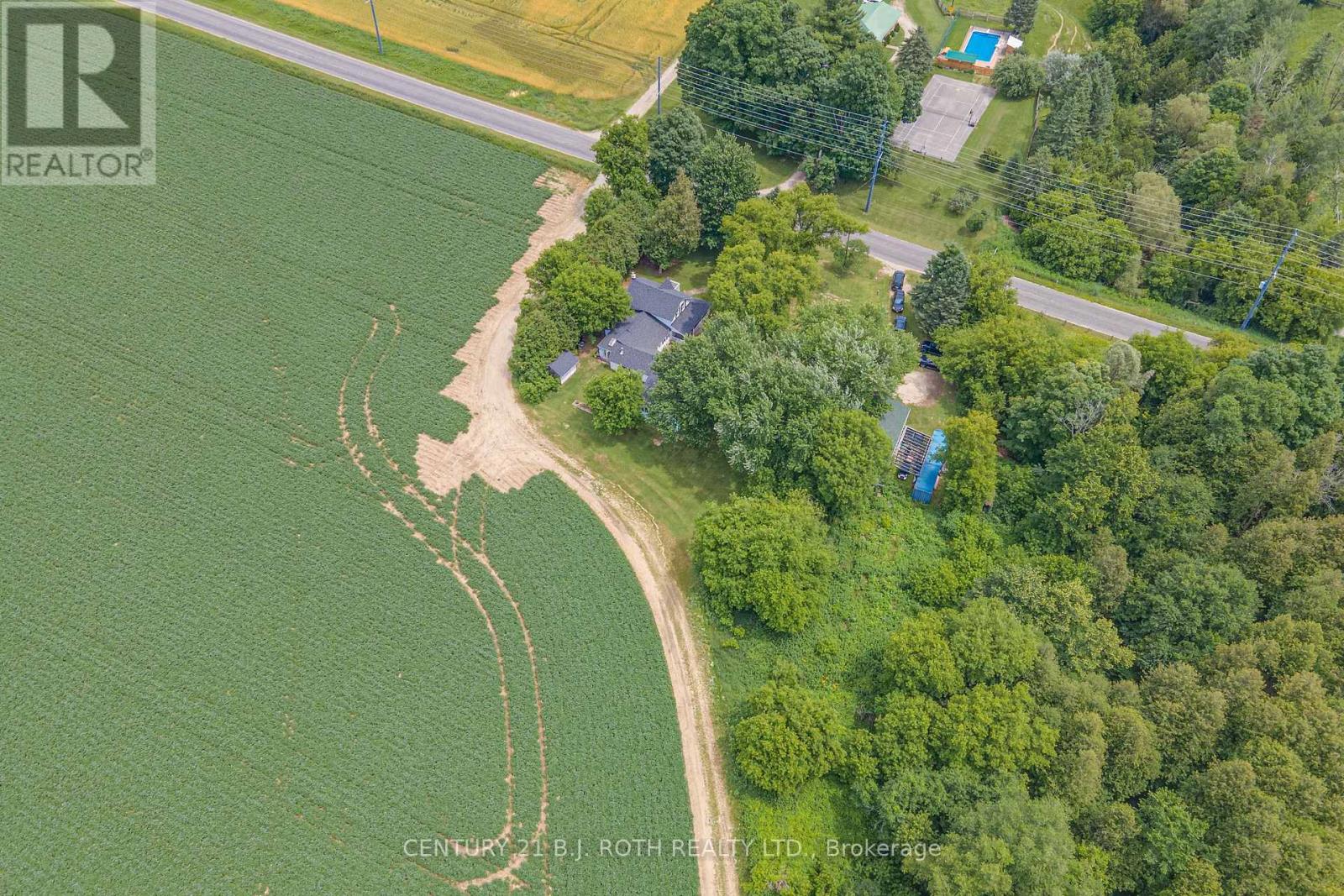17 Denney Drive, Essa, Ontario  L0L 1N0 - Photo 12 - N12396197