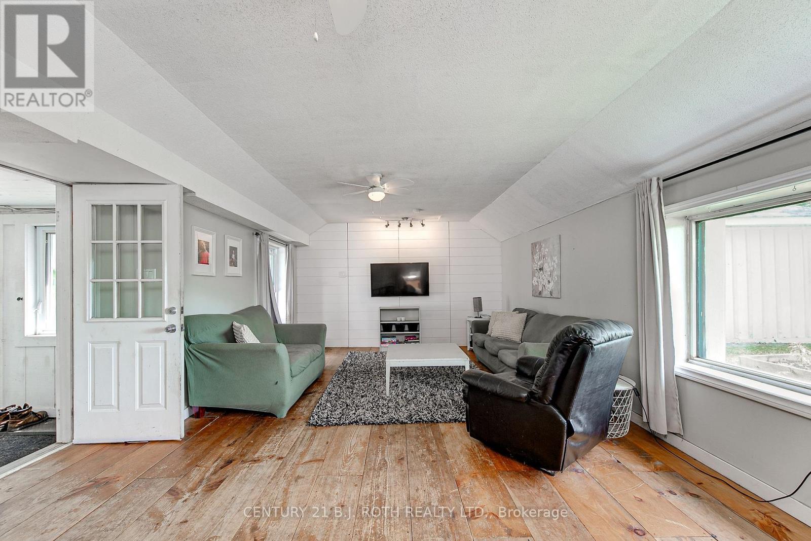 17 Denney Drive, Essa, Ontario  L0L 1N0 - Photo 22 - N12396197