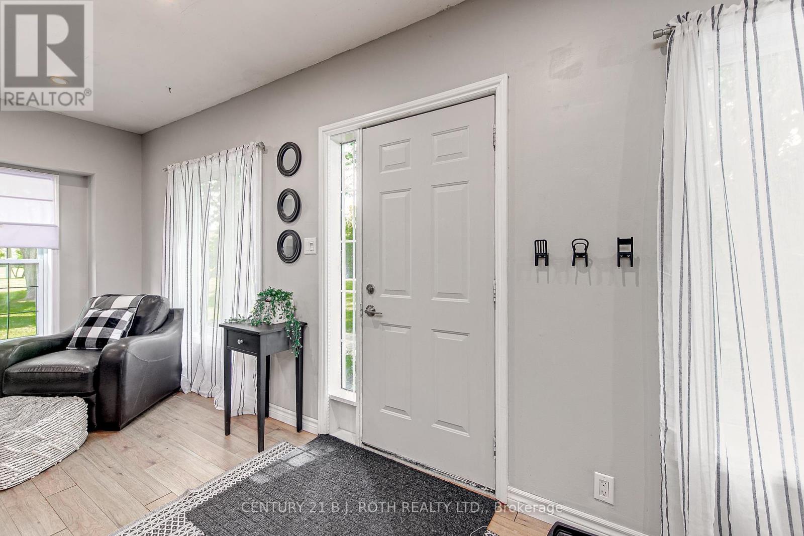 17 Denney Drive, Essa, Ontario  L0L 1N0 - Photo 39 - N12396197