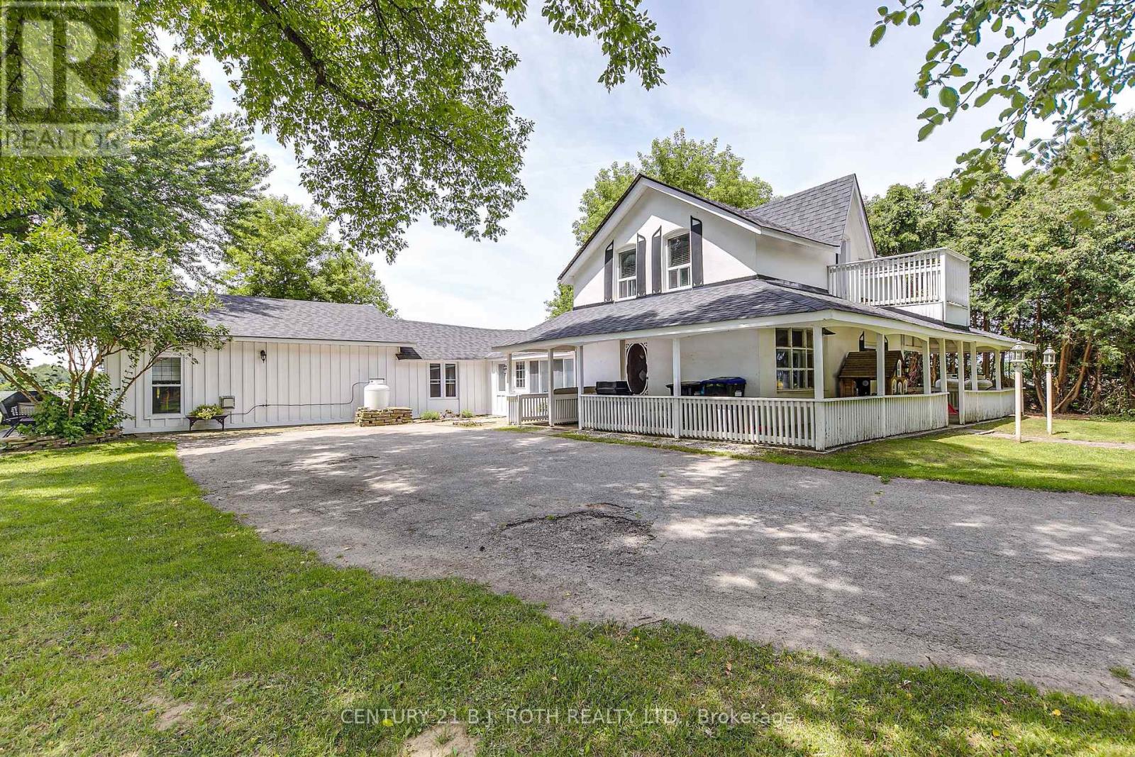 17 Denney Drive, Essa, Ontario  L0L 1N0 - Photo 4 - N12396197