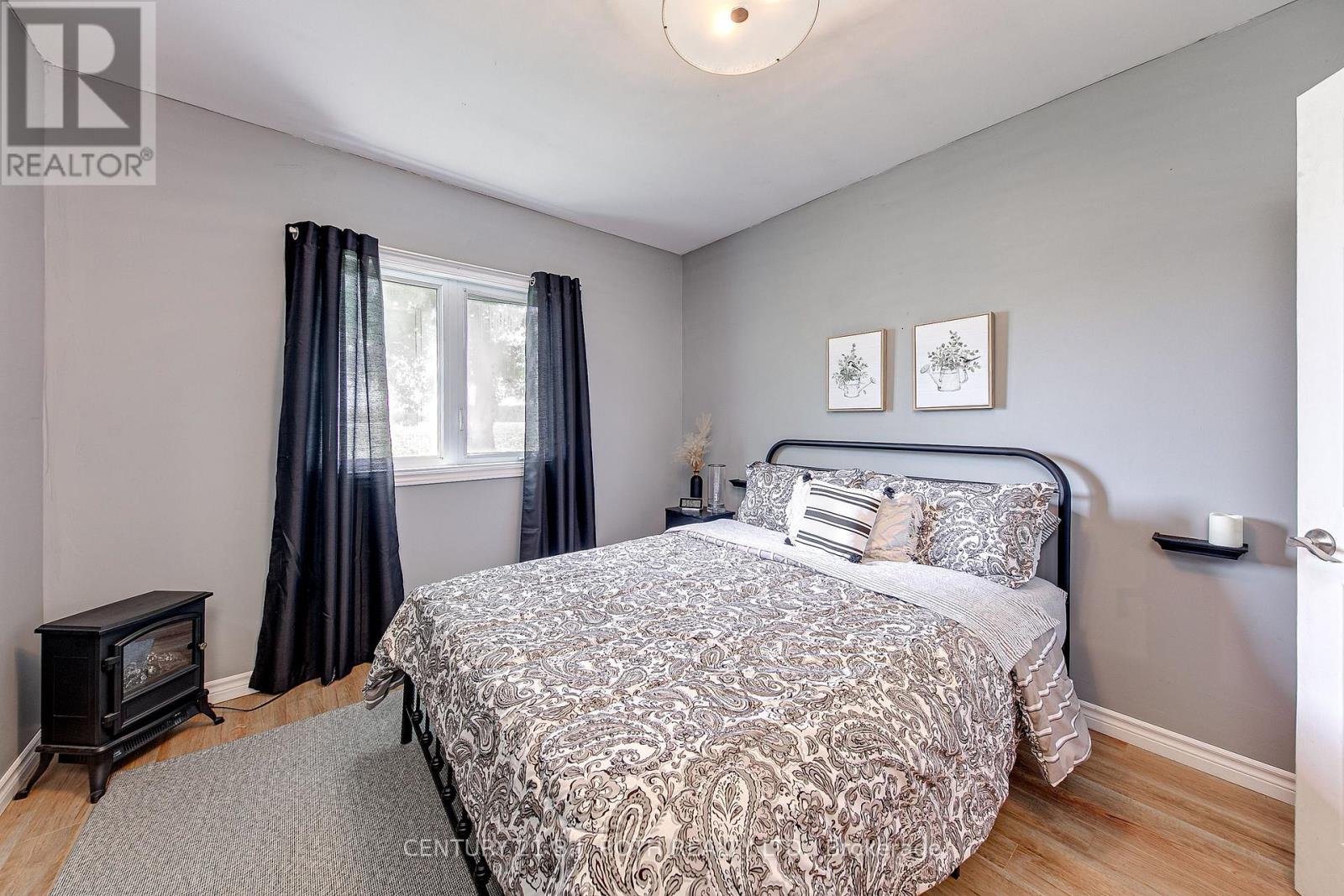 17 Denney Drive, Essa, Ontario  L0L 1N0 - Photo 47 - N12396197