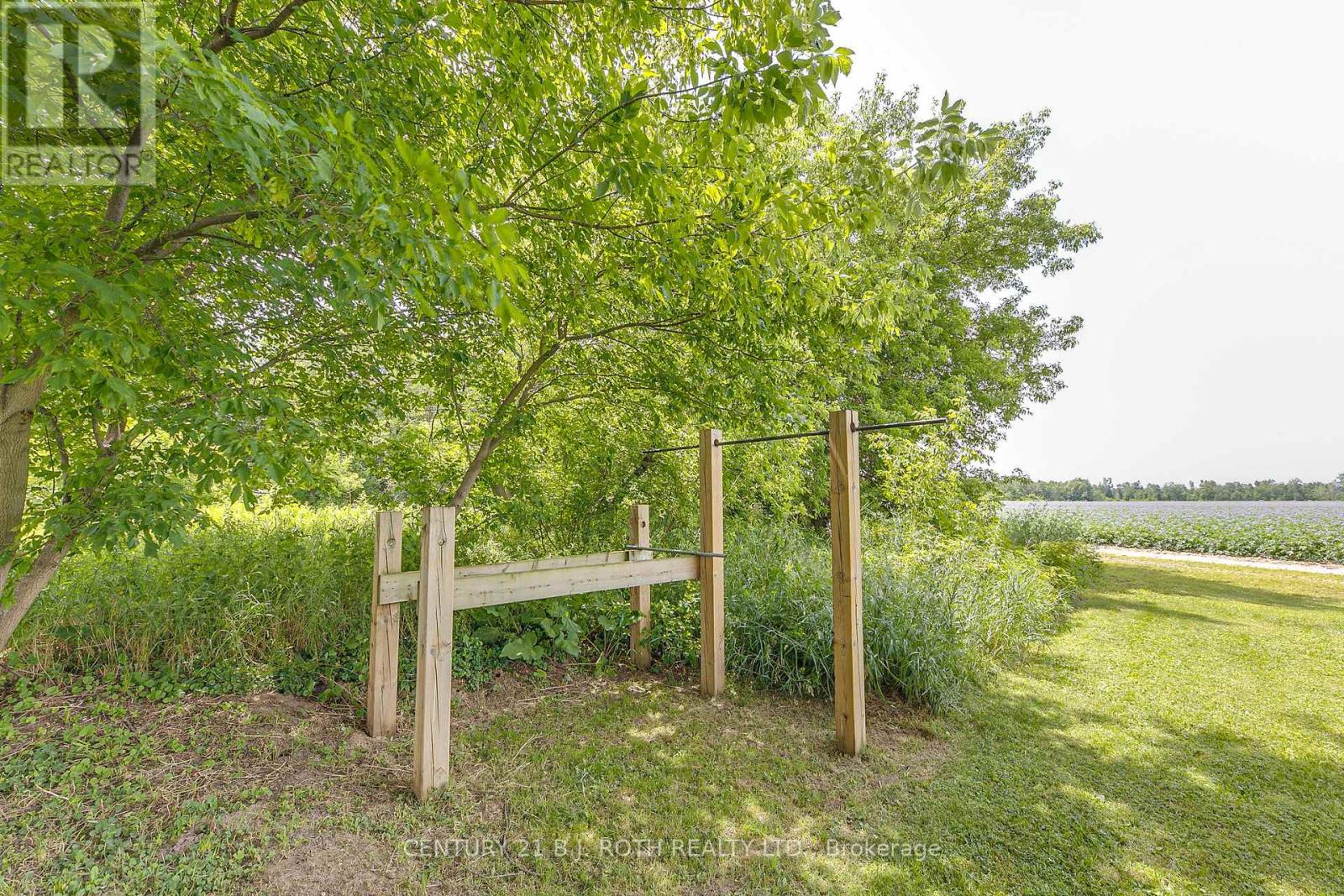 17 Denney Drive, Essa, Ontario  L0L 1N0 - Photo 7 - N12396197