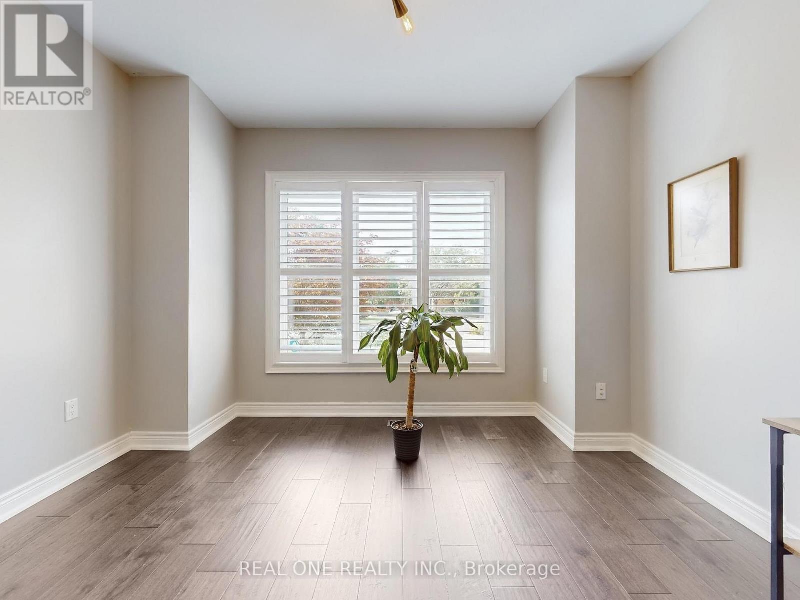 26 Matthews Court, St. Catharines, Ontario  L2S 4C4 - Photo 14 - X12396151