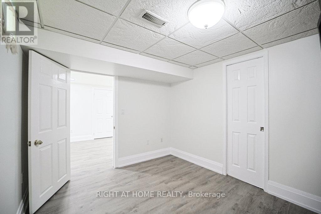 47 Blackfriar Lane, Brantford, Ontario  N3R 7M2 - Photo 37 - X12396172