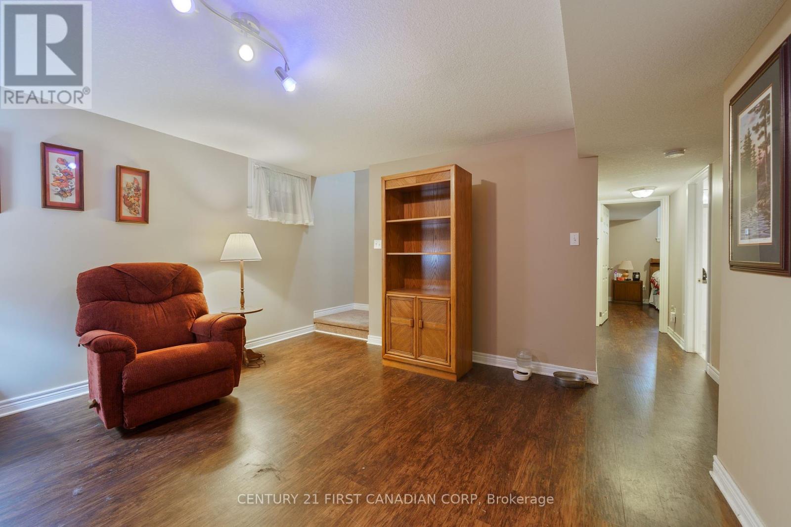 300 Station St Street, North Middlesex, Ontario  N0M 2K0 - Photo 19 - X12396245
