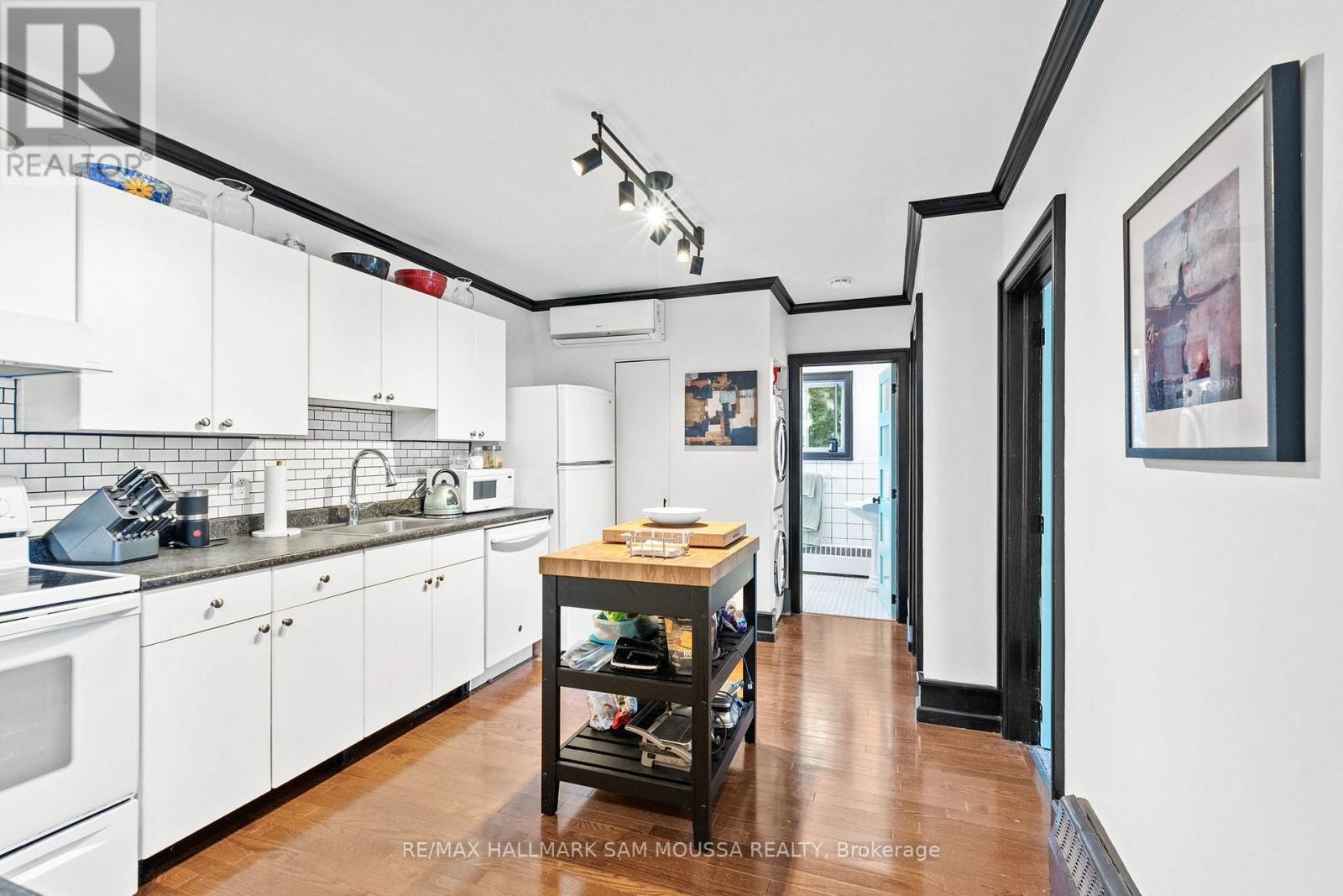 310 Beechgrove Avenue, Ottawa, Ontario  K1Z 6R3 - Photo 7 - X12396216