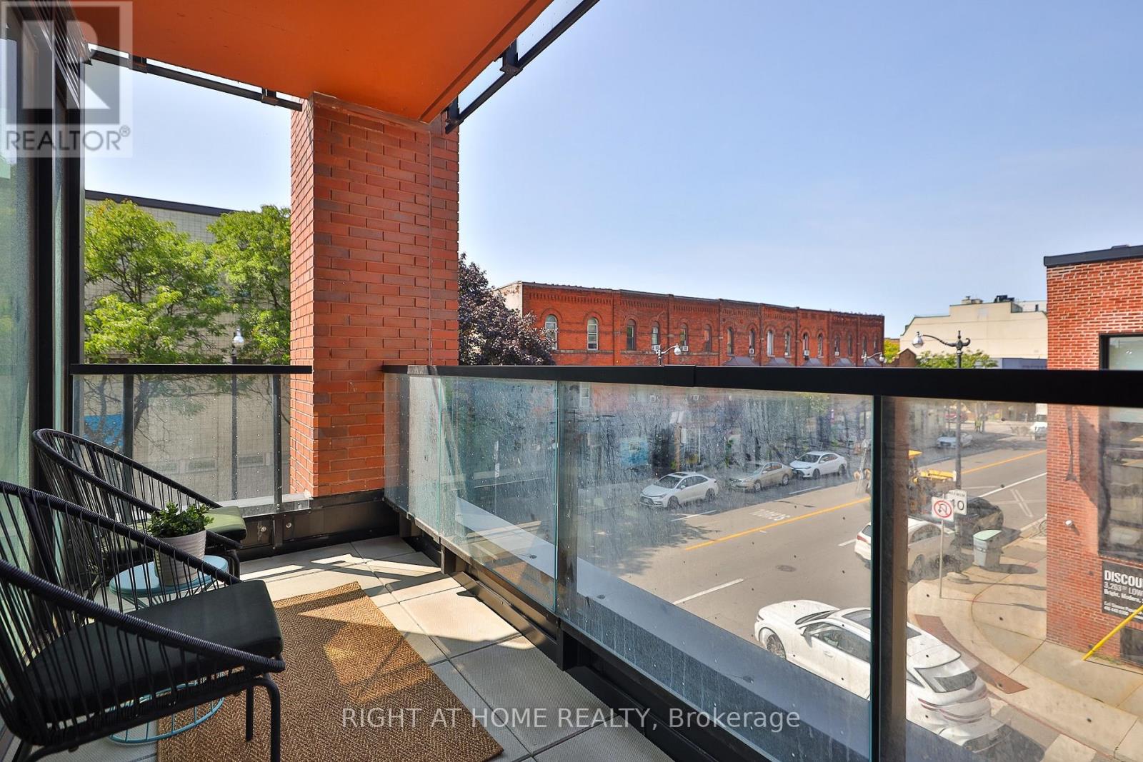 208 - 2720 Dundas Street W, Toronto, Ontario  M6P 0C3 - Photo 10 - W12396198