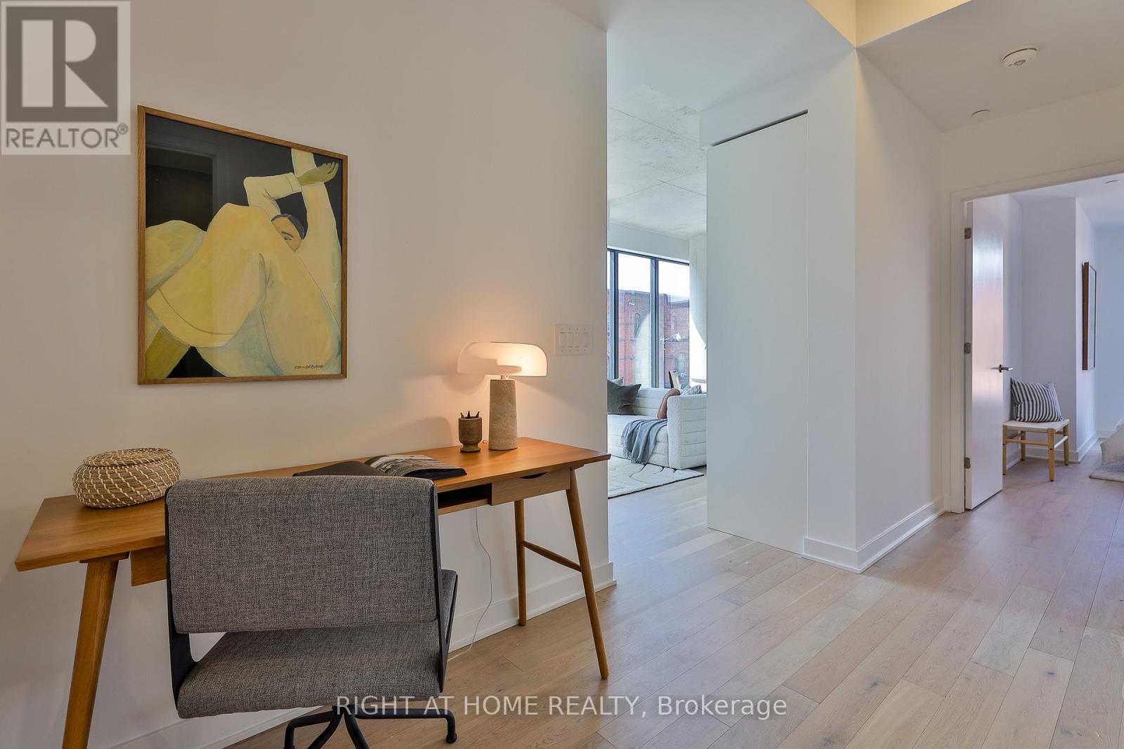 208 - 2720 Dundas Street W, Toronto, Ontario  M6P 0C3 - Photo 17 - W12396198