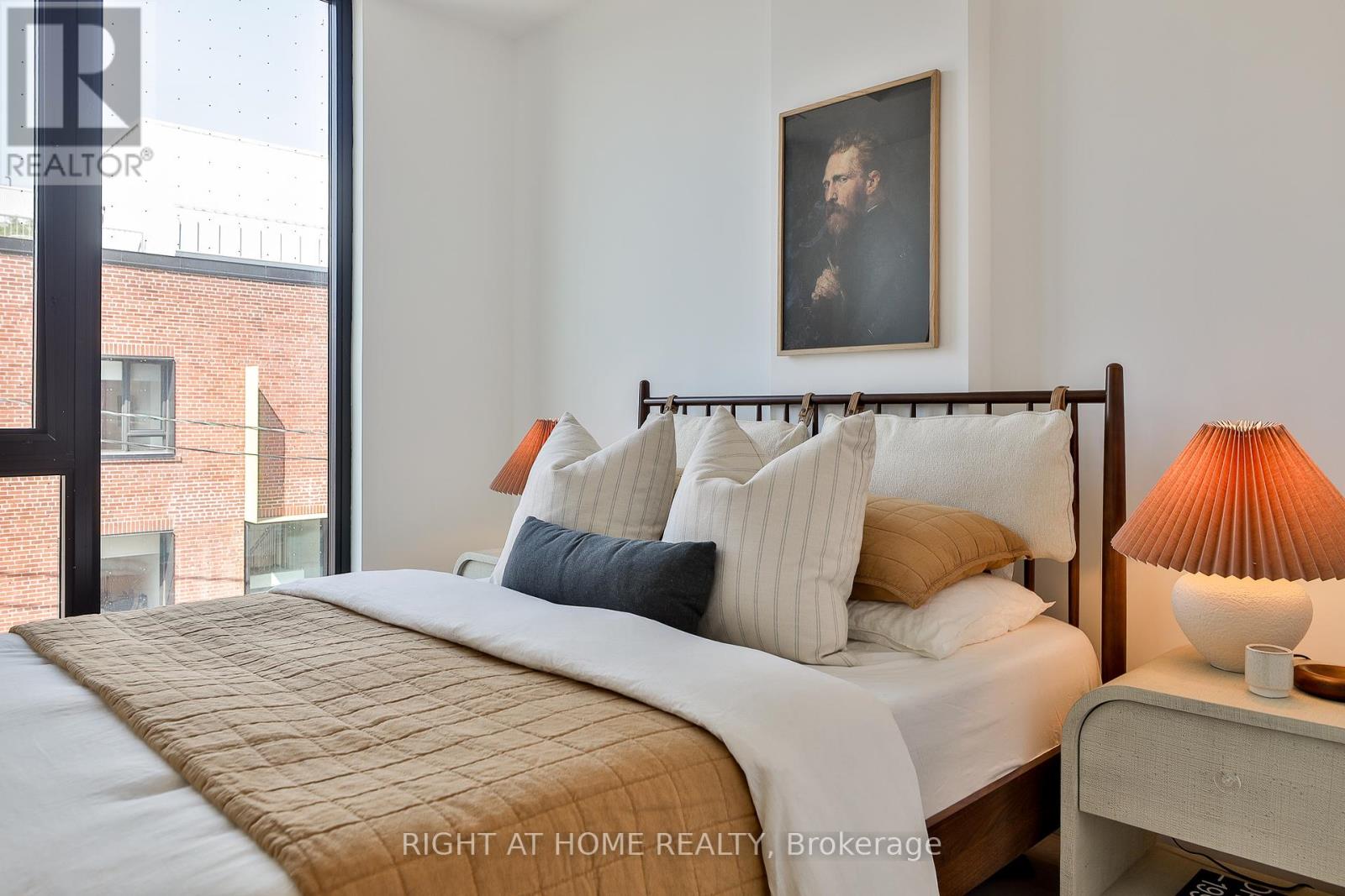208 - 2720 Dundas Street W, Toronto, Ontario  M6P 0C3 - Photo 20 - W12396198