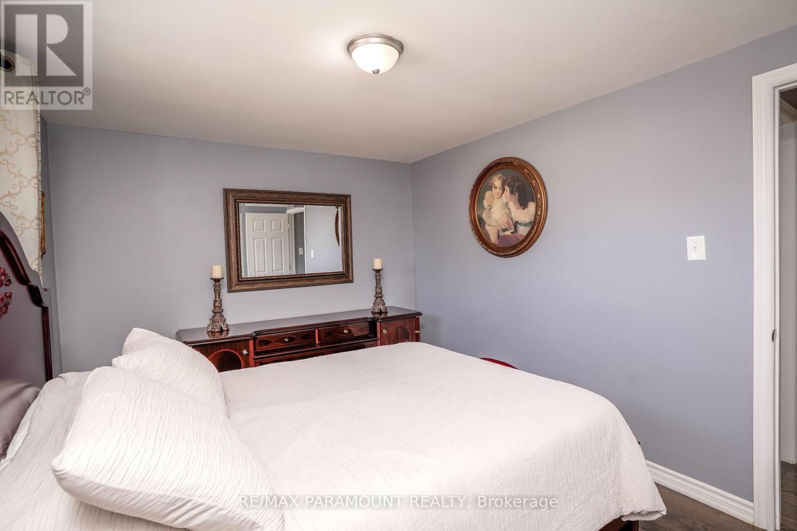 8 Edwin Drive, Brampton, Ontario  L6Y 1A1 - Photo 19 - W12396209