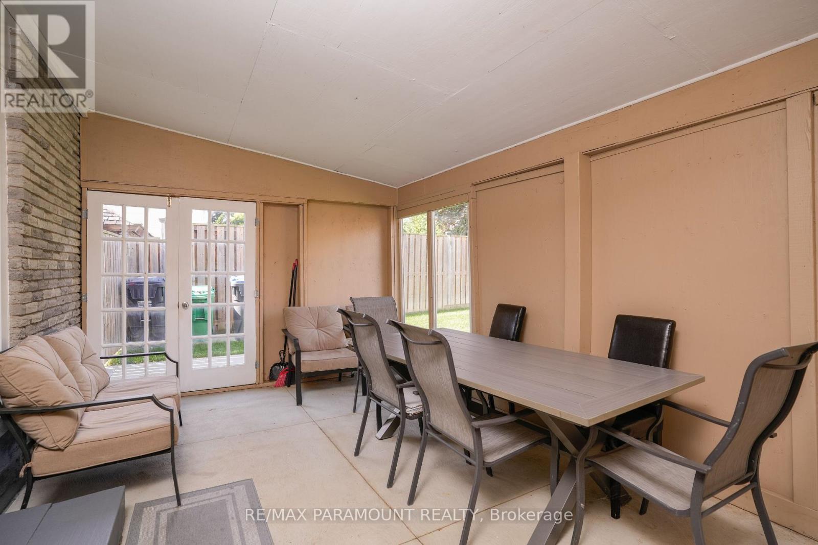 8 Edwin Drive, Brampton, Ontario  L6Y 1A1 - Photo 32 - W12396209