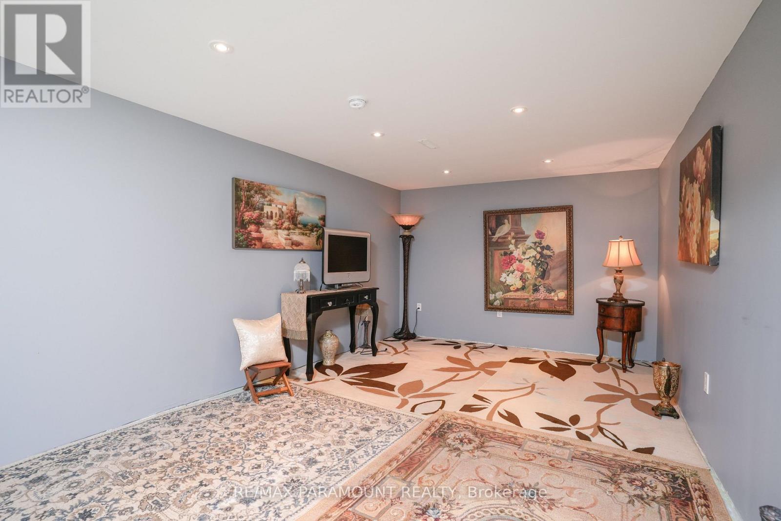 8 Edwin Drive, Brampton, Ontario  L6Y 1A1 - Photo 34 - W12396209
