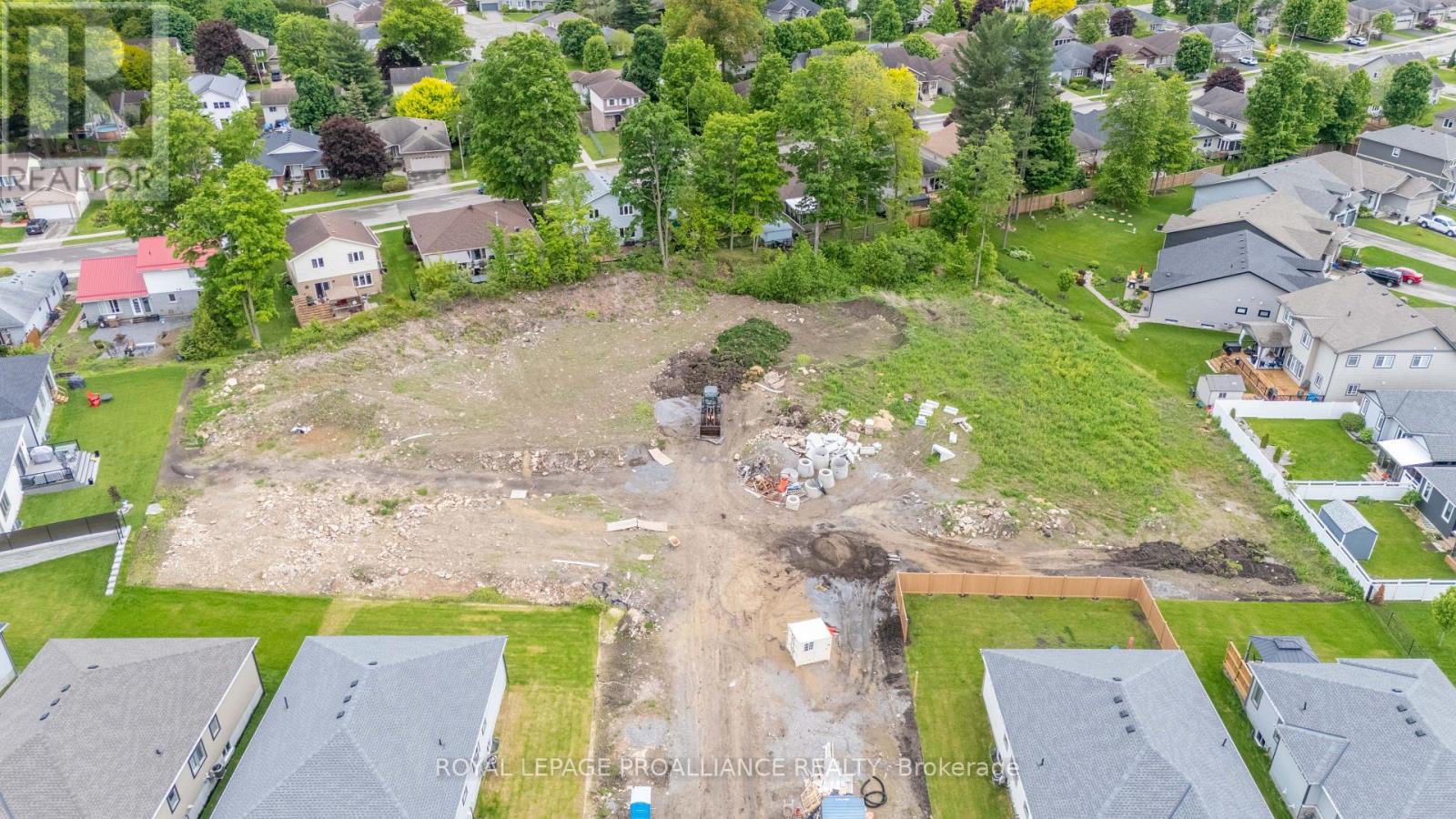 3 Manahan Court, Brockville, Ontario  K6V 7J2 - Photo 2 - X12396239
