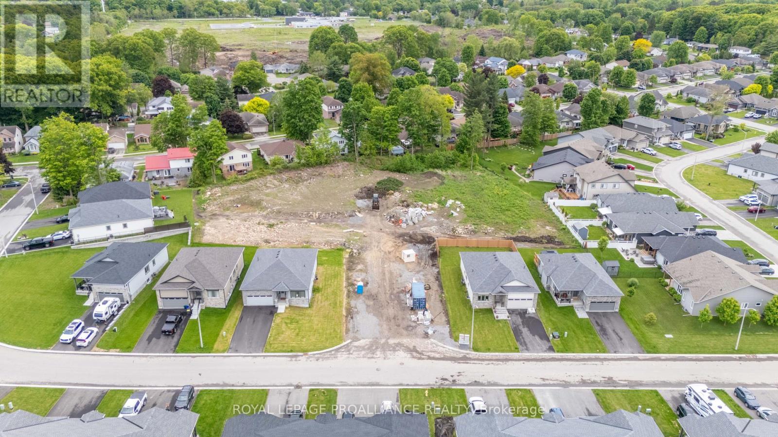 3 Manahan Court, Brockville, Ontario  K6V 7J2 - Photo 4 - X12396239