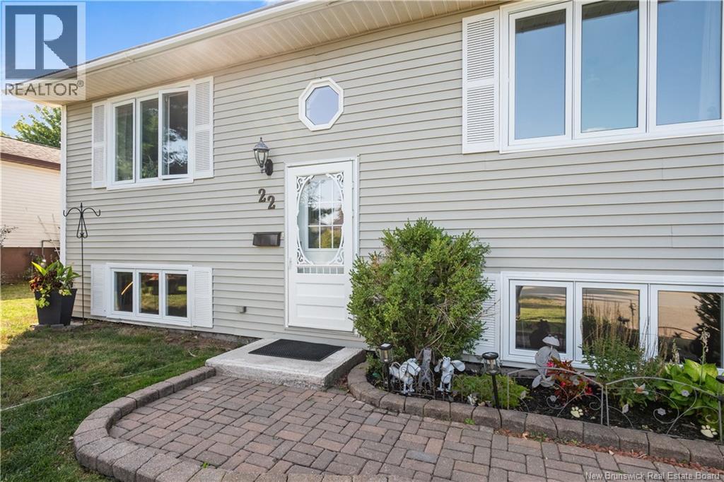 22 Cosburn Drive, Riverview, New Brunswick  E1B 1A3 - Photo 1 - NB126436