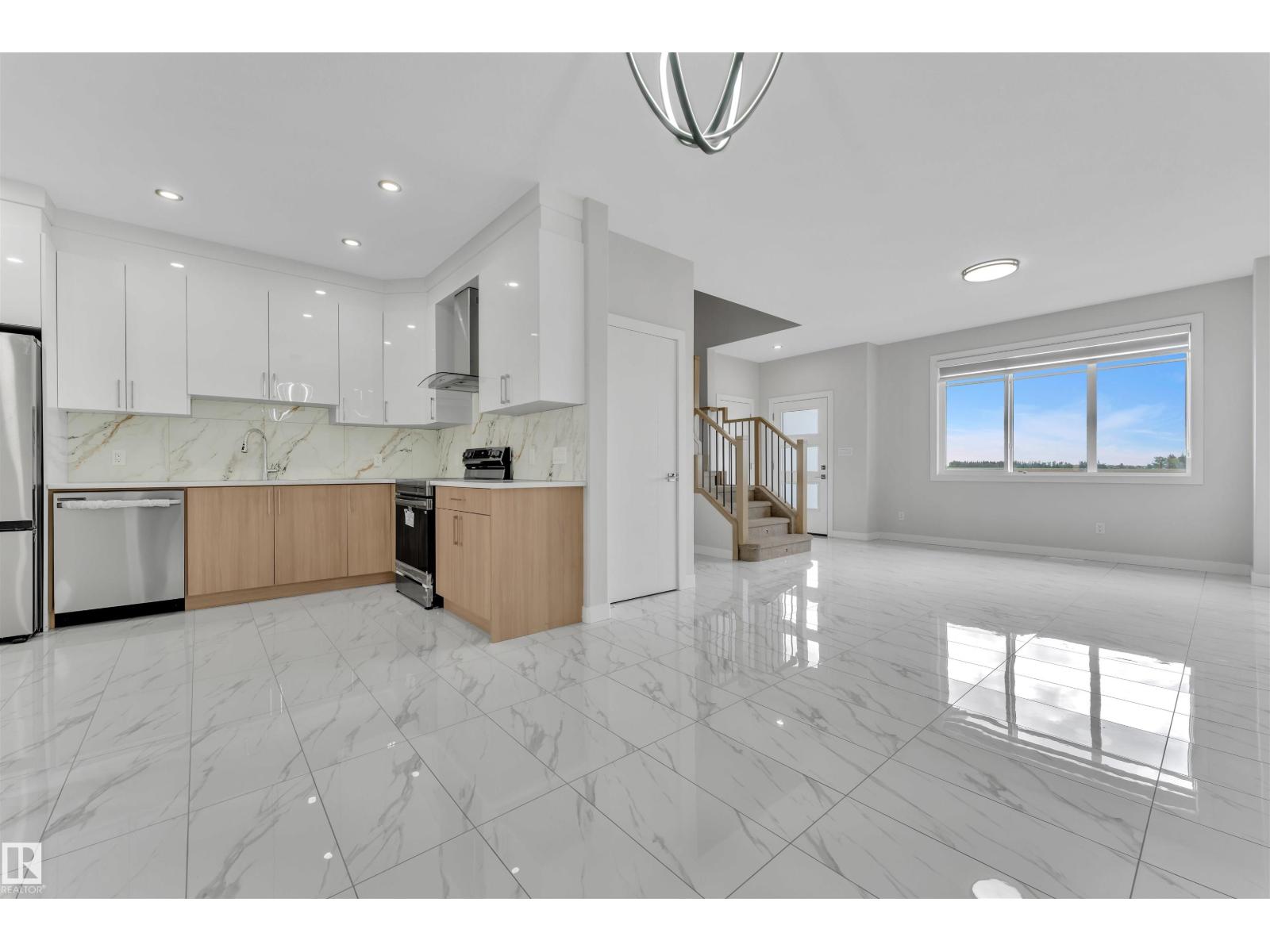 3720 39 Av, Beaumont, Alberta  T4X 2C5 - Photo 11 - E4457152