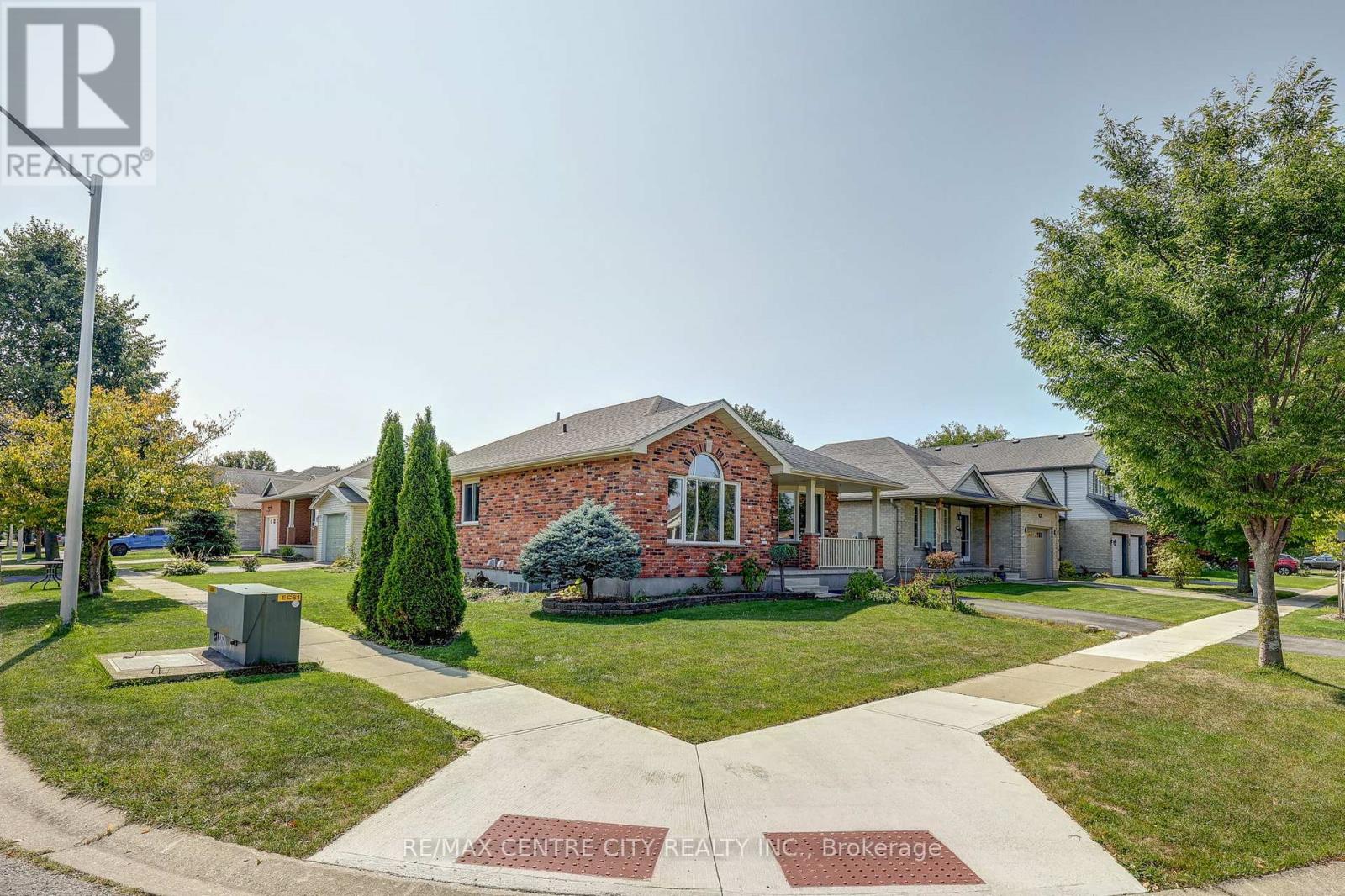 26 Sifton Drive, St. Thomas, Ontario  N5R 6C7 - Photo 38 - X12395603