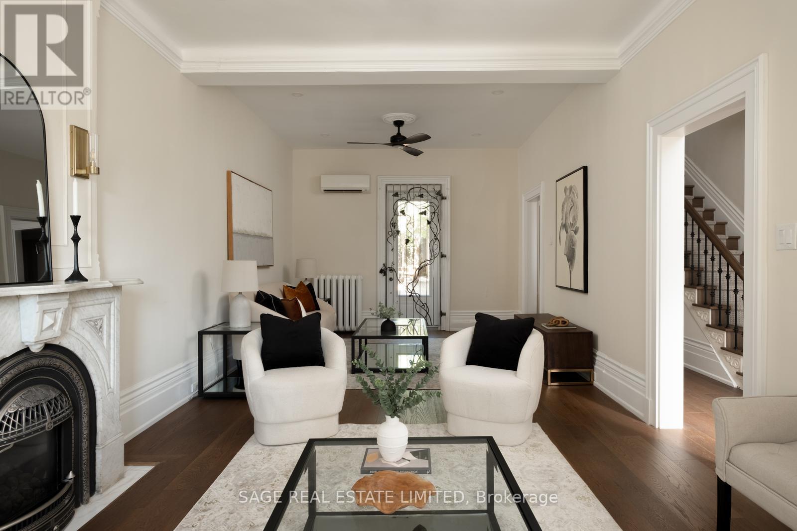 14 Halton Street, Toronto (Trinity-Bellwoods), Ontario  M6J 1R3 - Photo 9 - C12276303