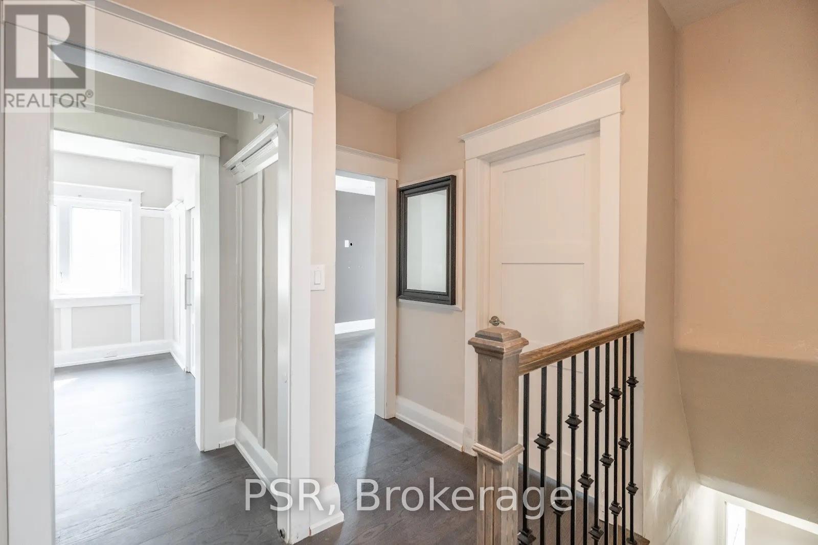 2nd Floor - 109 Neville Park Boulevard, Toronto, Ontario  M4E 3P7 - Photo 14 - E12395857