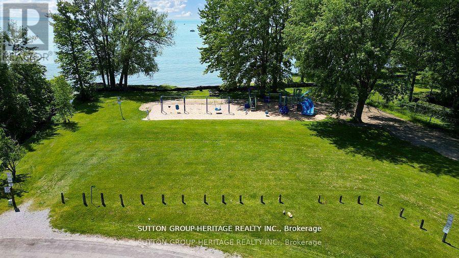 29 Lake Avenue, Ramara, Ontario  L0K 1B0 - Photo 32 - S12393848