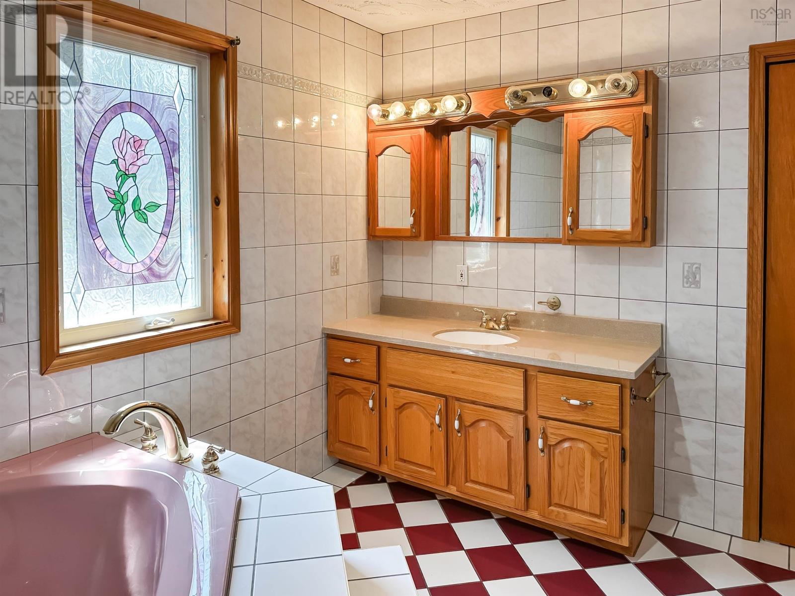 5234 Shore Road W, Parkers Cove, Nova Scotia  B0S 1A0 - Photo 17 - 202522957