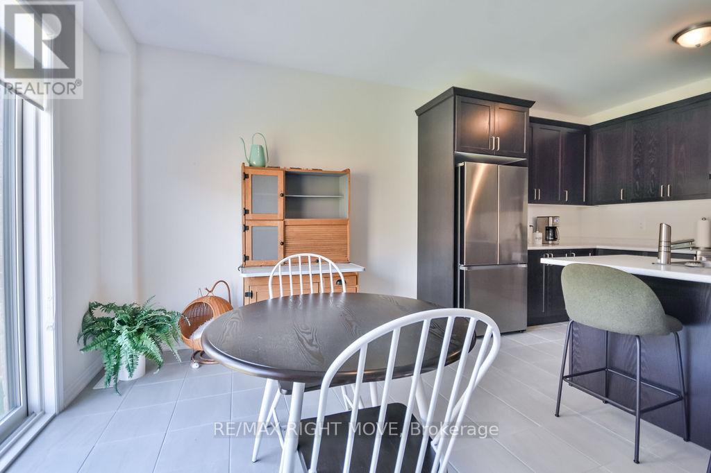 3011 Sierra Drive, Orillia, Ontario  L3V 8L9 - Photo 14 - S12396244