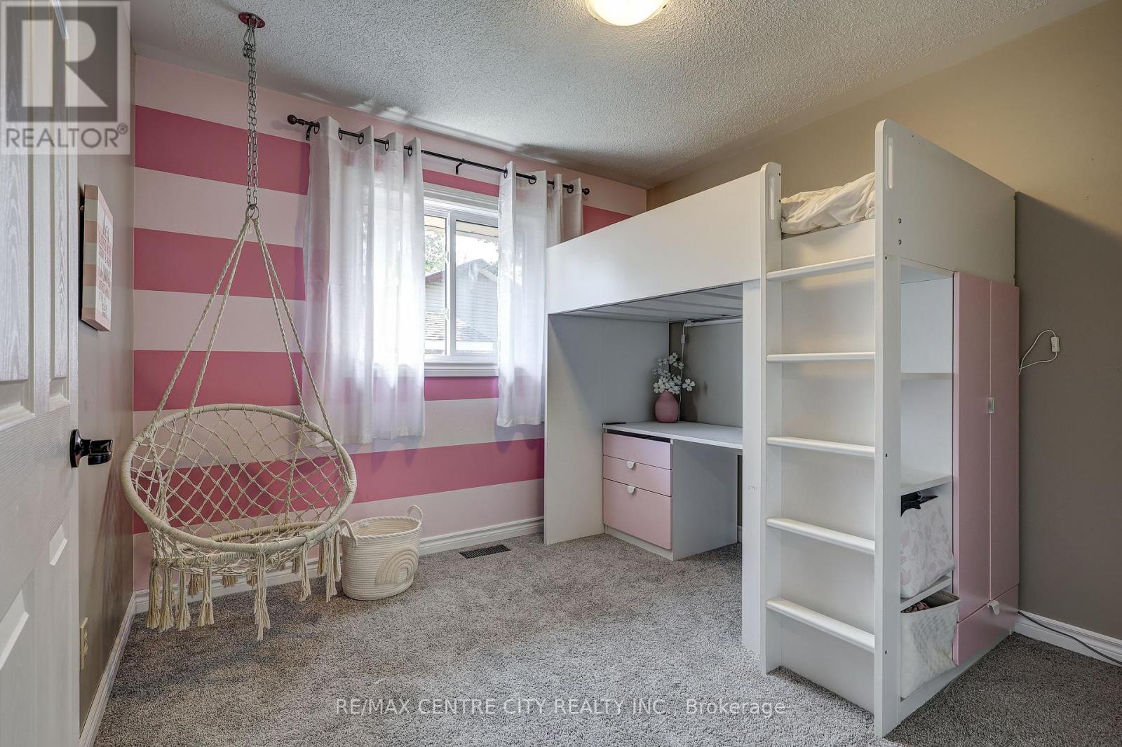 25 Hawthorne Crescent, Aylmer, Ontario  N5H 3C2 - Photo 15 - X12396257