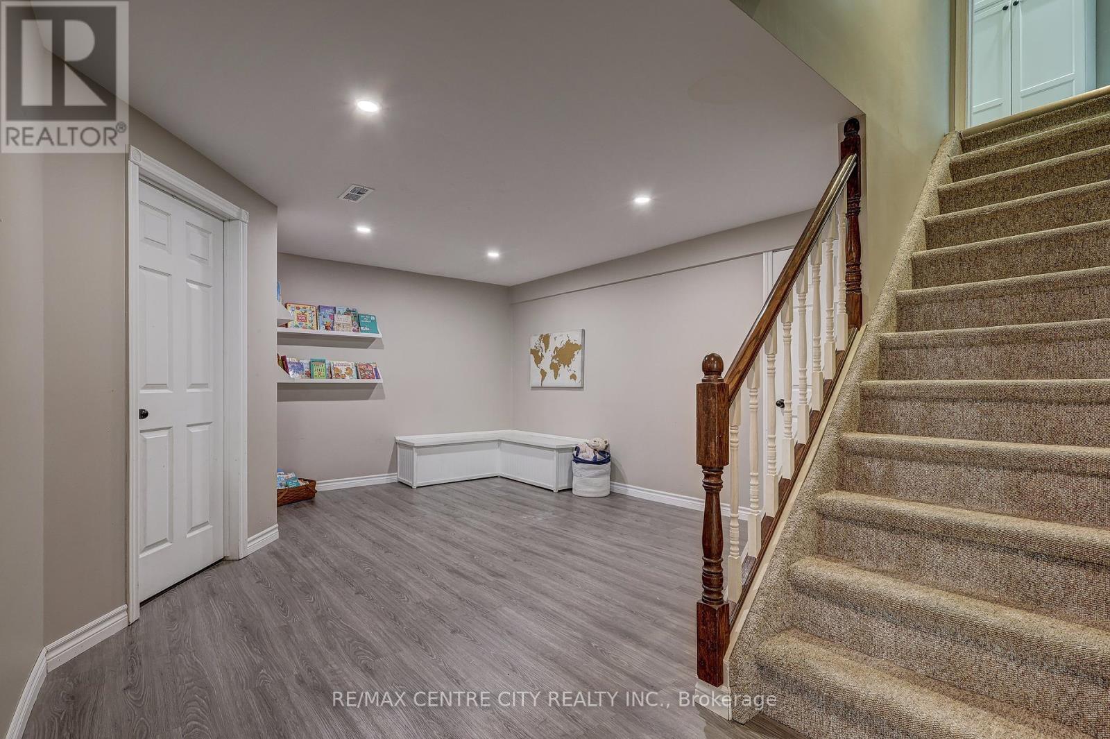 25 Hawthorne Crescent, Aylmer, Ontario  N5H 3C2 - Photo 22 - X12396257
