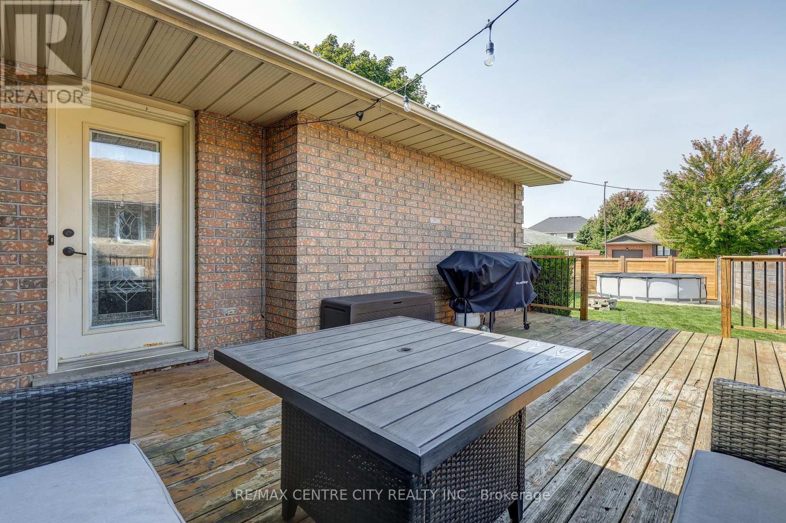 25 Hawthorne Crescent, Aylmer, Ontario  N5H 3C2 - Photo 41 - X12396257