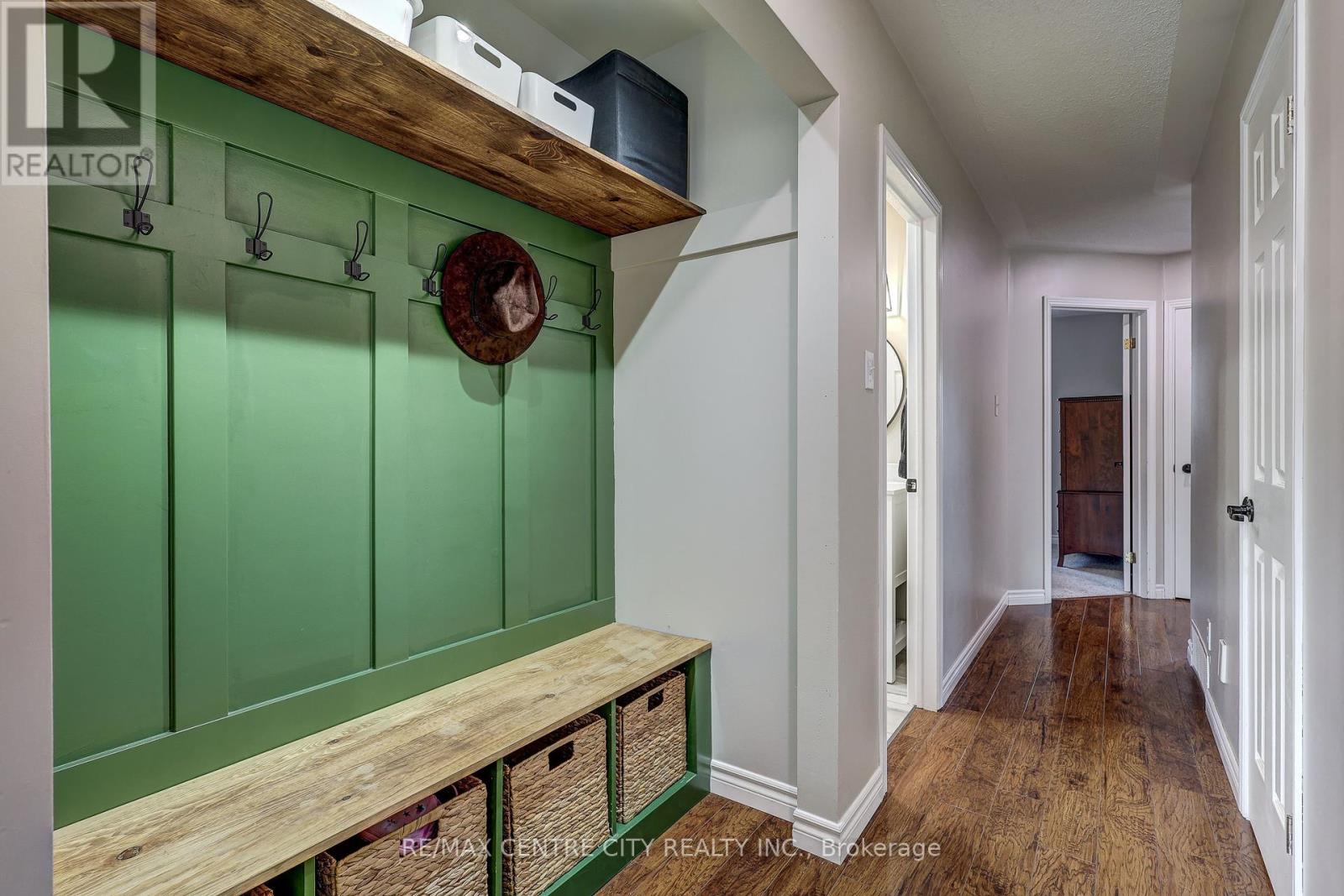 25 Hawthorne Crescent, Aylmer, Ontario  N5H 3C2 - Photo 6 - X12396257