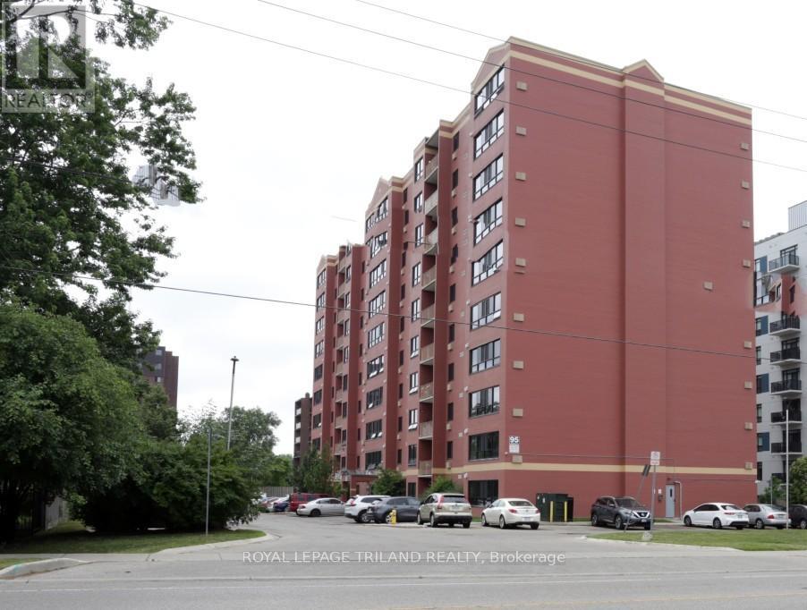 309 - 95 Baseline Road W, London South, Ontario  N6J 4X3 - Photo 1 - X12396277