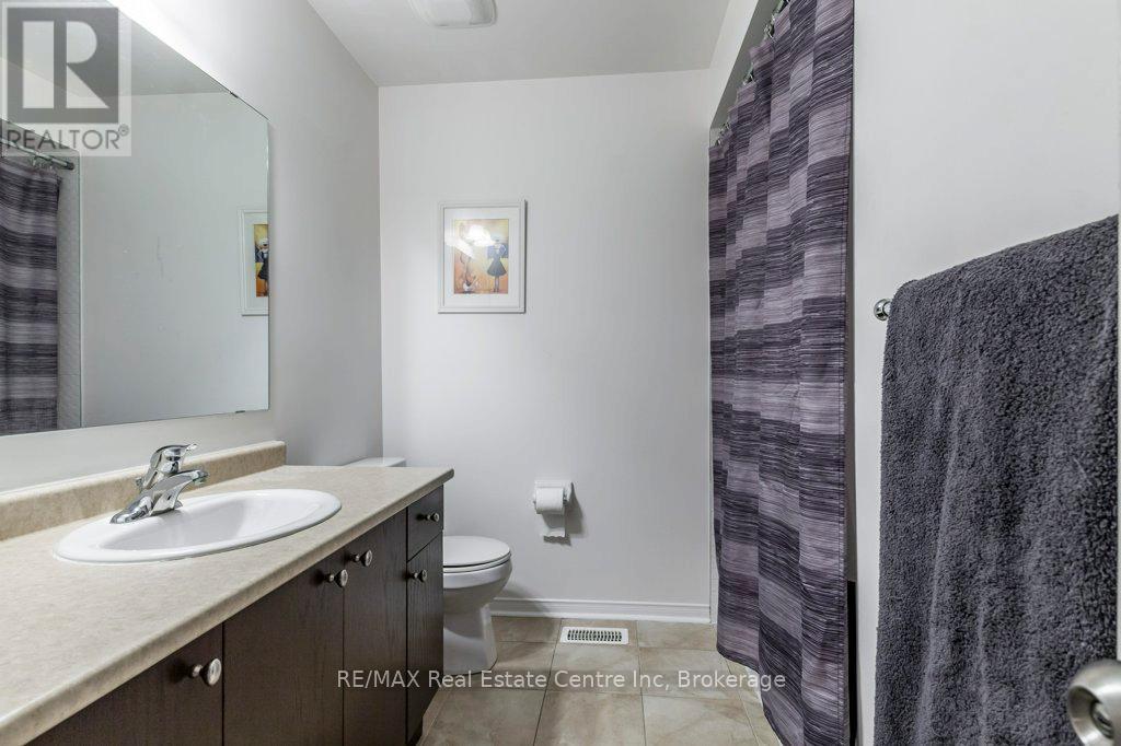 59 - 1035 Victoria Road S, Guelph, Ontario N1L 1B3 - Photo 10 - X12396270