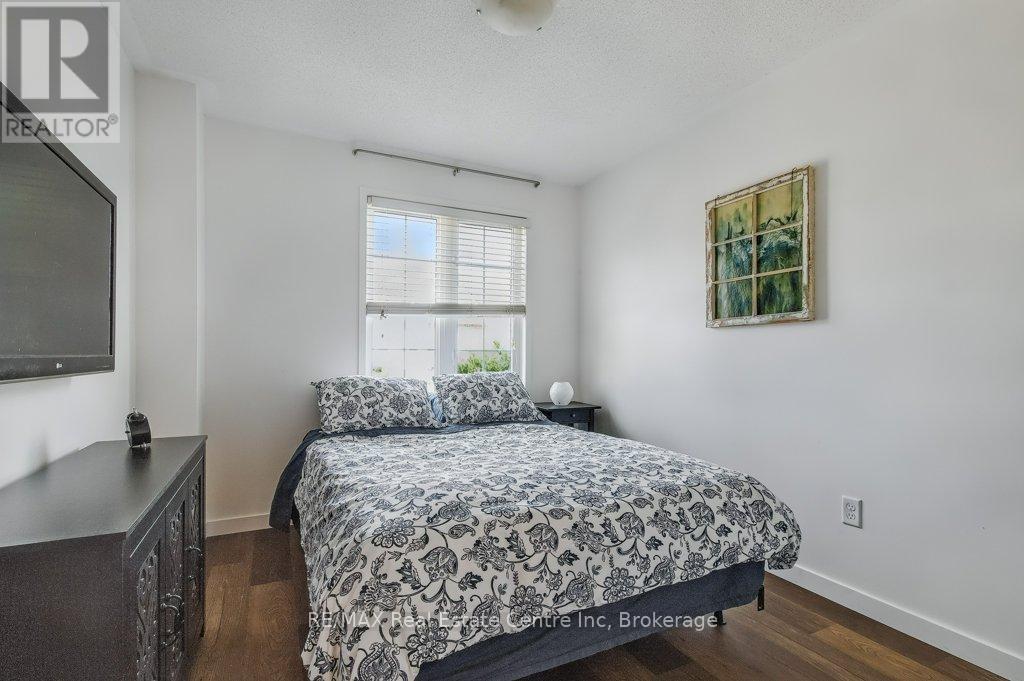 59 - 1035 Victoria Road S, Guelph, Ontario N1L 1B3 - Photo 11 - X12396270