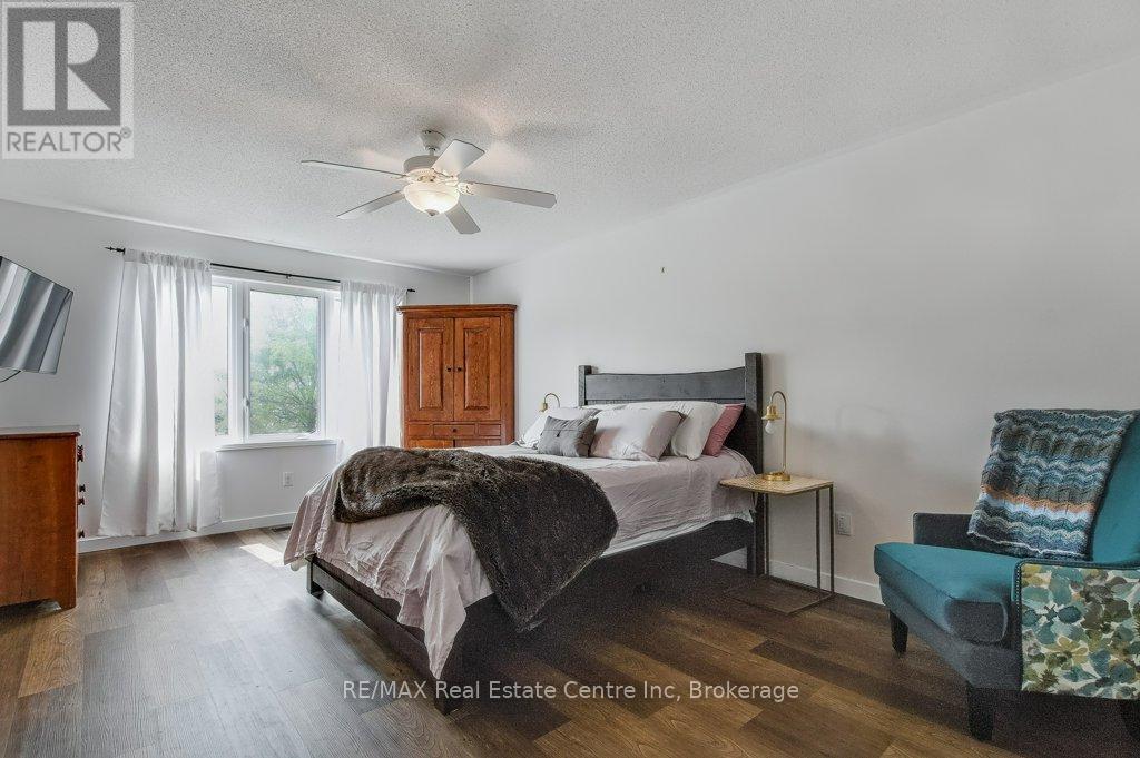 59 - 1035 Victoria Road S, Guelph, Ontario N1L 1B3 - Photo 12 - X12396270