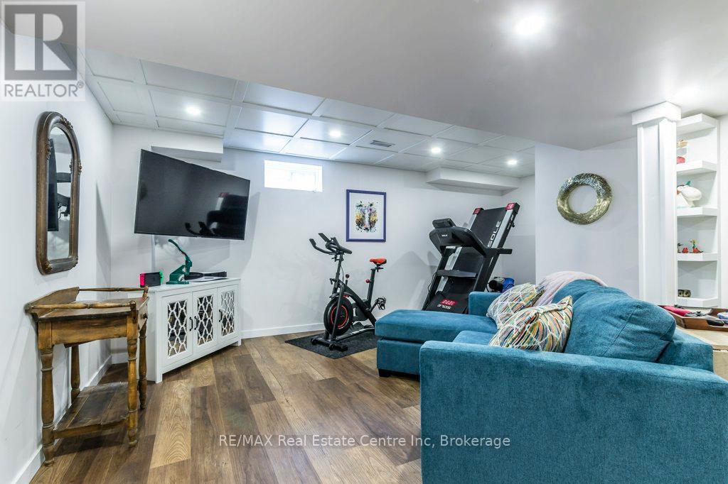 59 - 1035 Victoria Road S, Guelph, Ontario N1L 1B3 - Photo 17 - X12396270