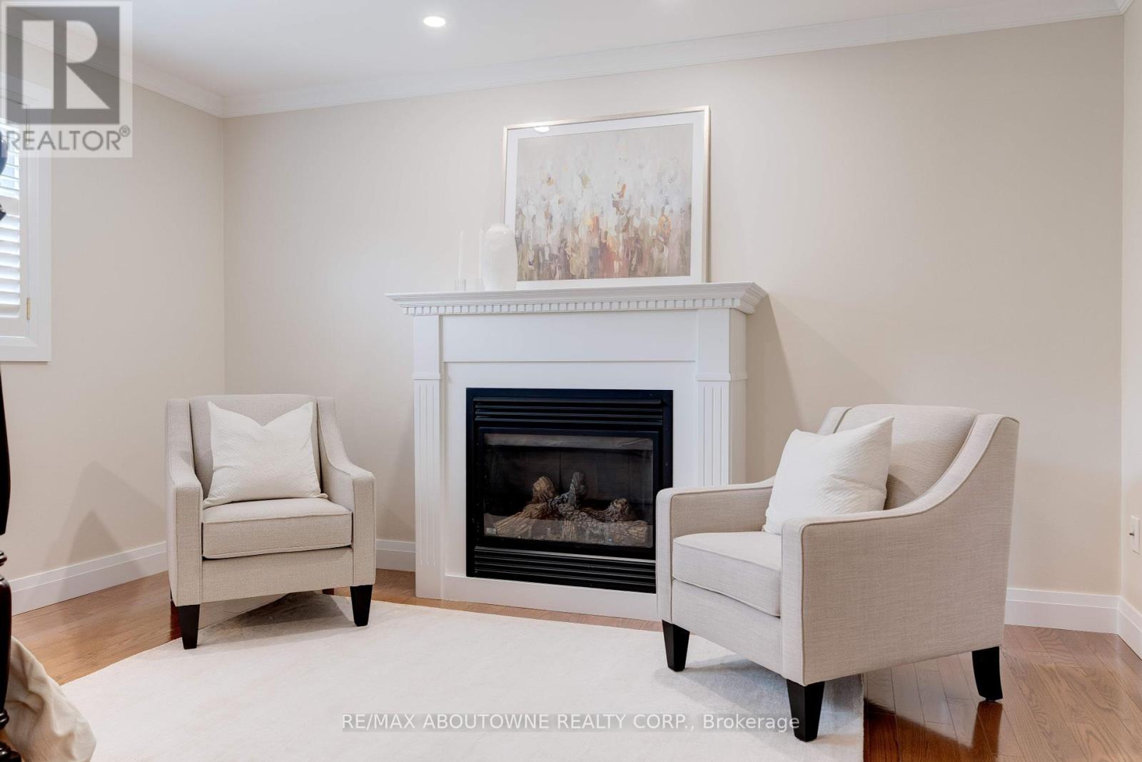 1397 Forestbrook Road, Oakville (Ga Glen Abbey), Ontario  L6M 2H6 - Photo 24 - W12396213