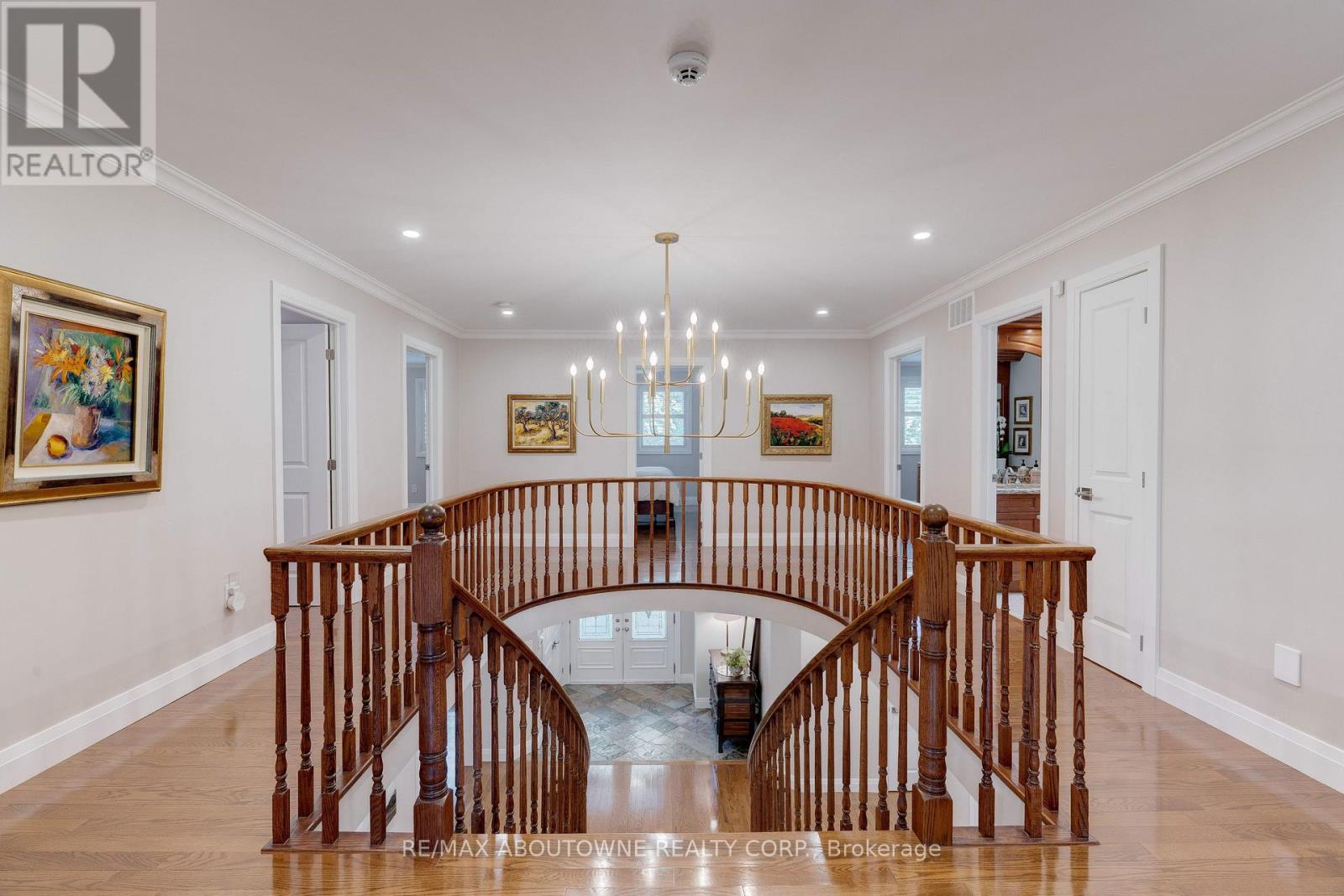 1397 Forestbrook Road, Oakville (Ga Glen Abbey), Ontario  L6M 2H6 - Photo 33 - W12396213